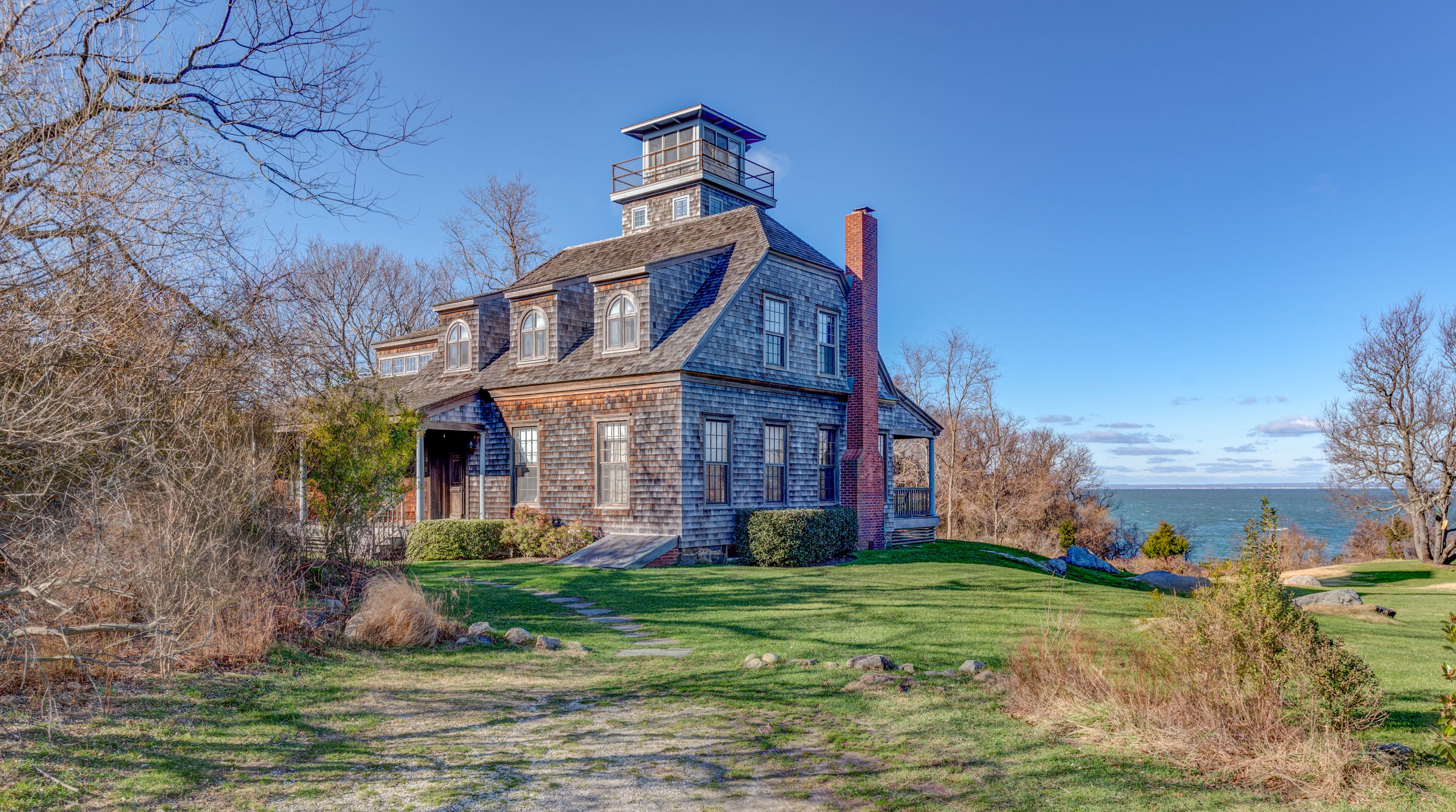 House Peconic Greenport: Luxury 6-Bedroom House with Swimming Pool and Seaview, Greenport