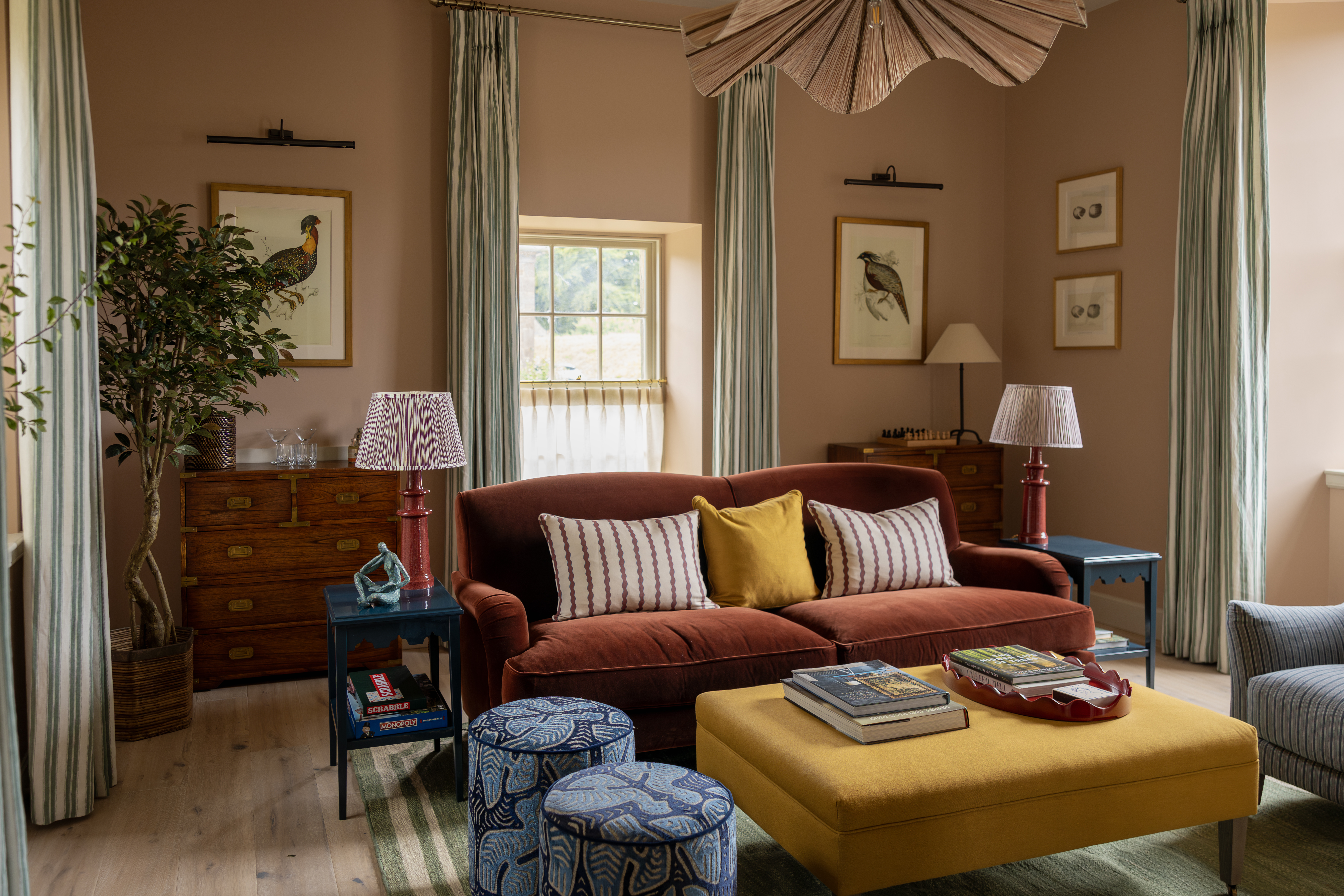 House Helm Rosewell Midlothian: Romantic 1-Bedroom Cottage with Hot Tub in Midlothian
