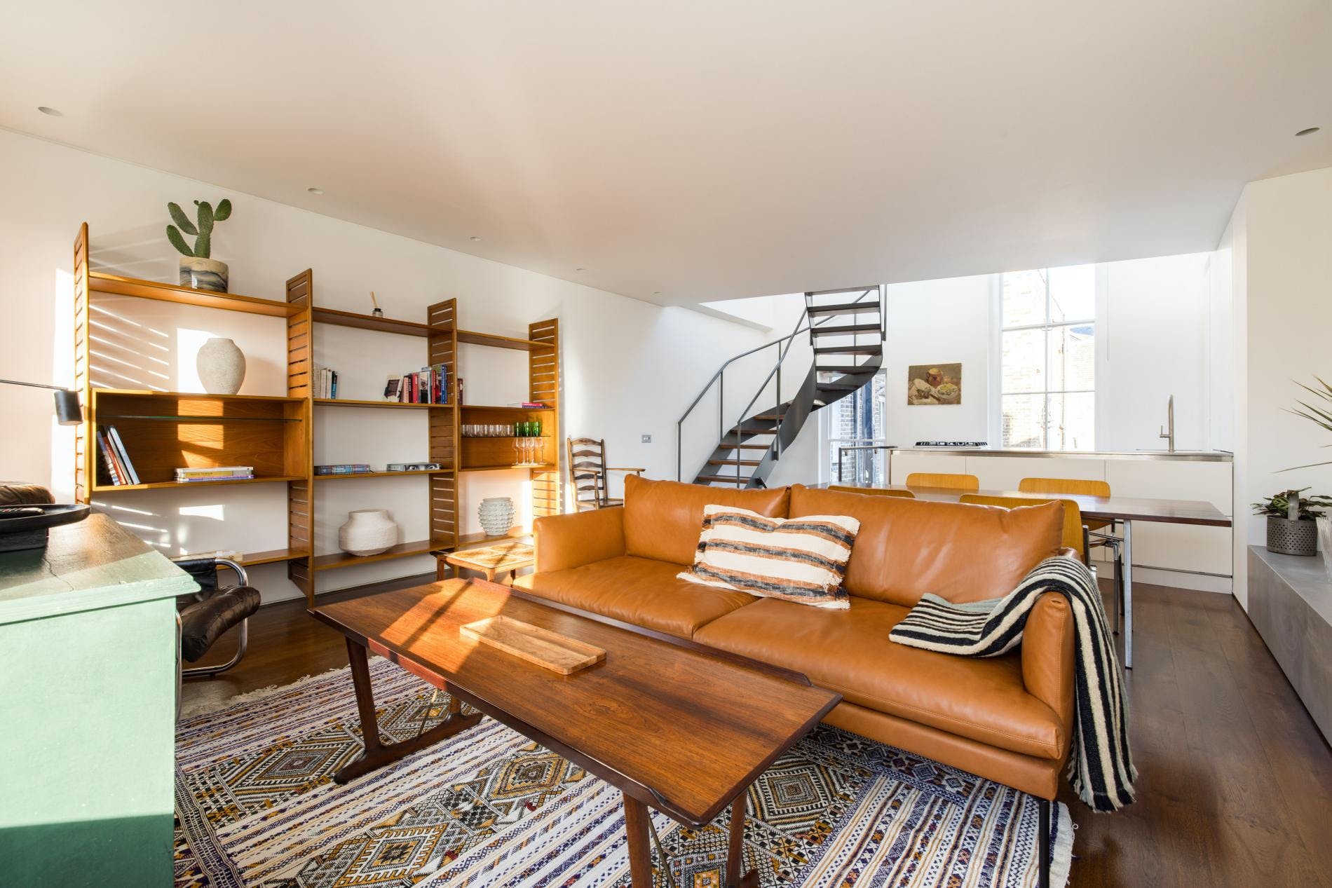 House Gregale Ladbroke Notting Hill: Charming 2-Bedroom House with Rooftop Terrace, Notting Hill