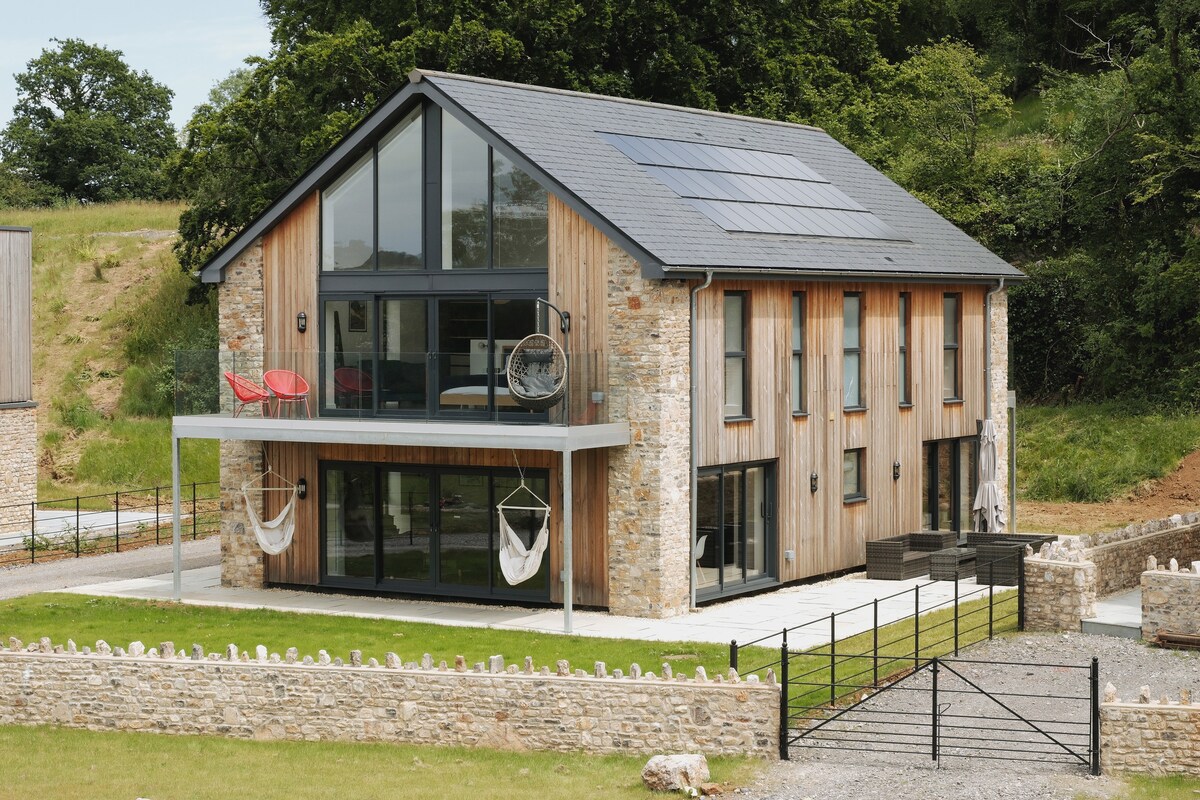 House Priddy Somerset: Luxury 3-Bedroom Villa with BBQ and Countryside Views, Mendip Hills