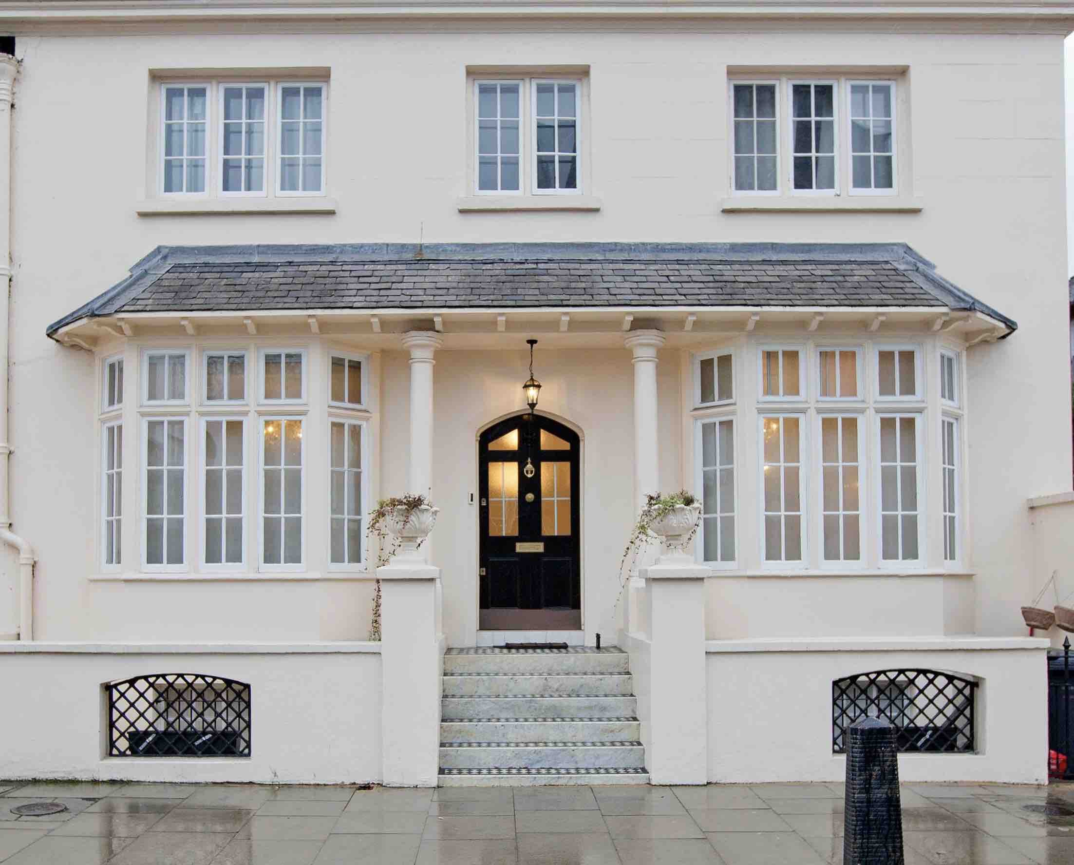 House Gloaming Haverstock Hill Camden Town: 4-Bedroom Luxury Apartment with Private Patio, Camden Town