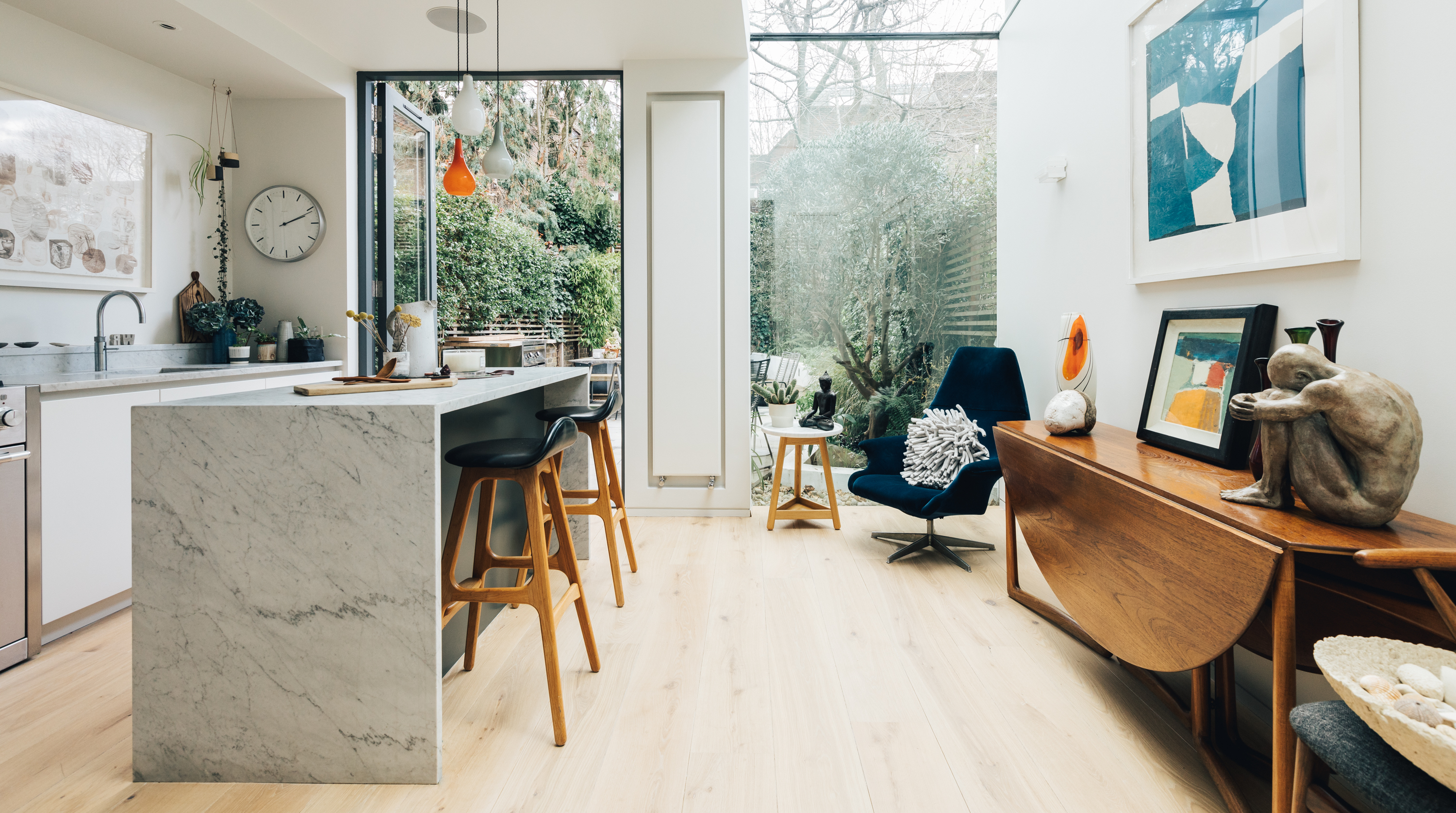 House Gloaming Primrose Hill Chalk Farm: 2-Bedroom Luxury Townhouse with Private Garden, Chalk Farm, London
