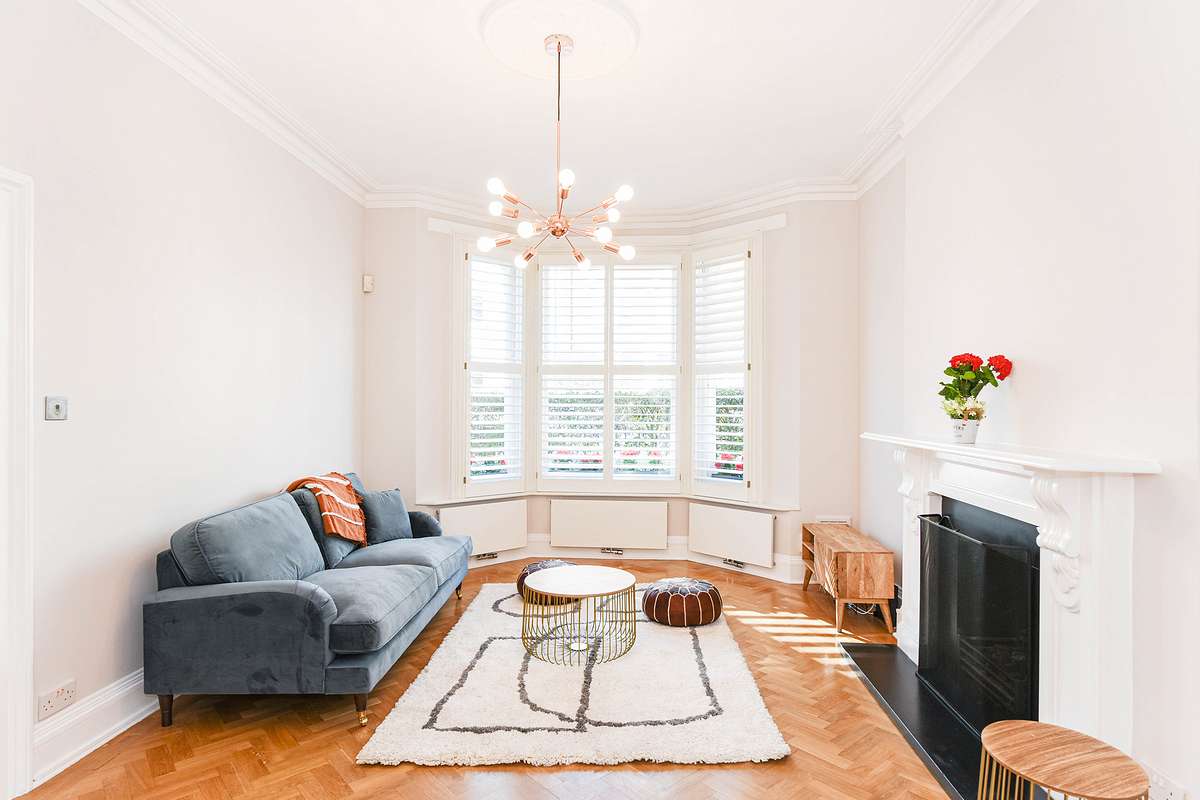 House Gloaming Carlton Hill St John’s Wood: Luxury 4-Bedroom Apartment, Ideal for Remote Work, St John’s Wood