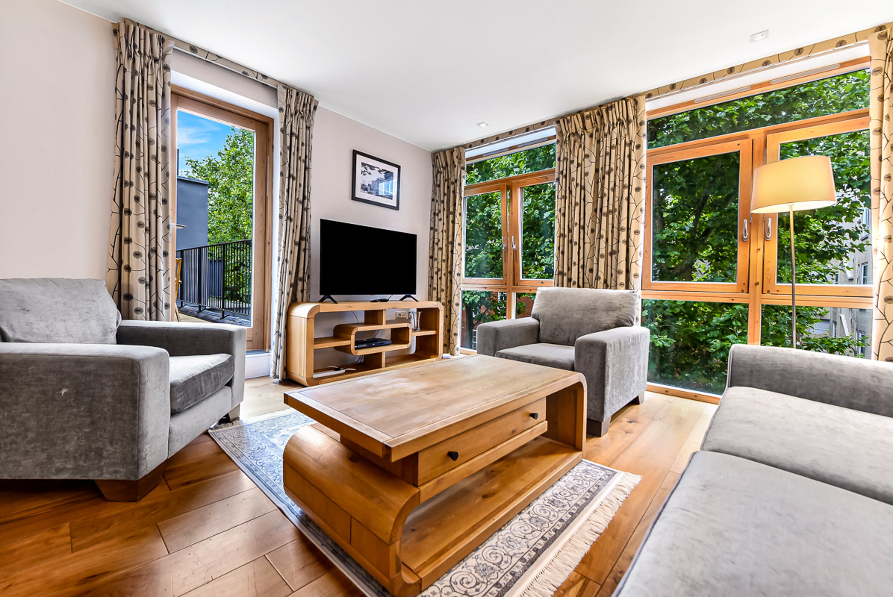 House Gloaming Cartwright Bloomsbury: Spacious 3-Bedroom Apartment for Family Stays, Bloomsbury