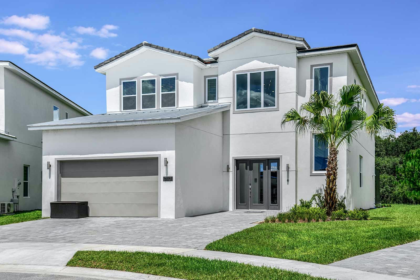 Villa Safran Largo Florida: Spacious 6-Bedroom Villa with Private Pool and Hot Tub, Polk County