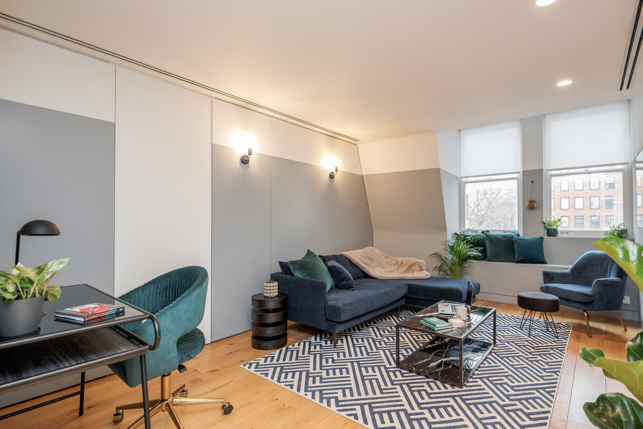 House Serle Holborn: Stylish 2-Bedroom Apartment Rental with Family-Friendly Features, Holborn