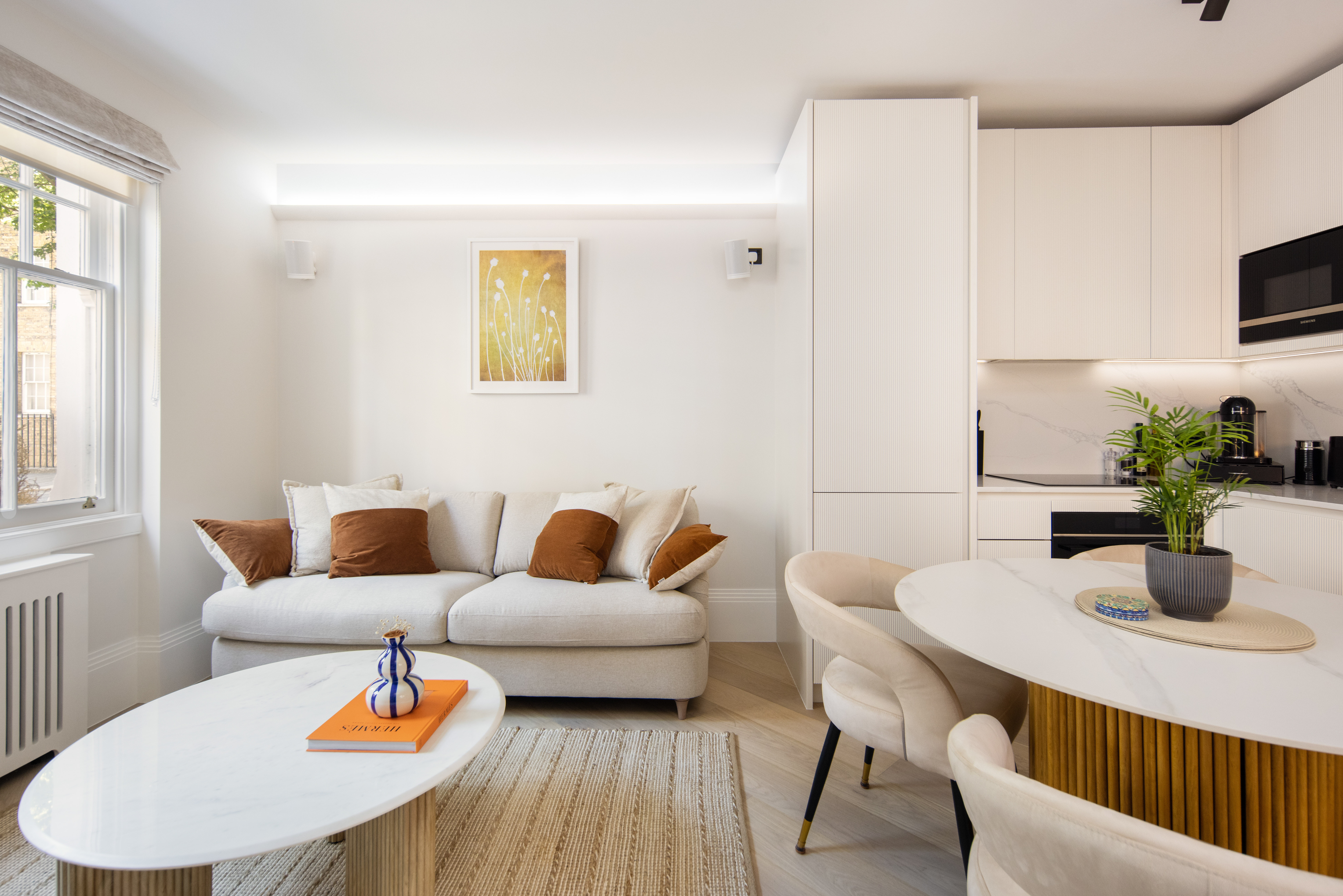 House Föhn Berkeley Mayfair: Luxury 2-Bedroom Apartment Perfect for Families, Mayfair