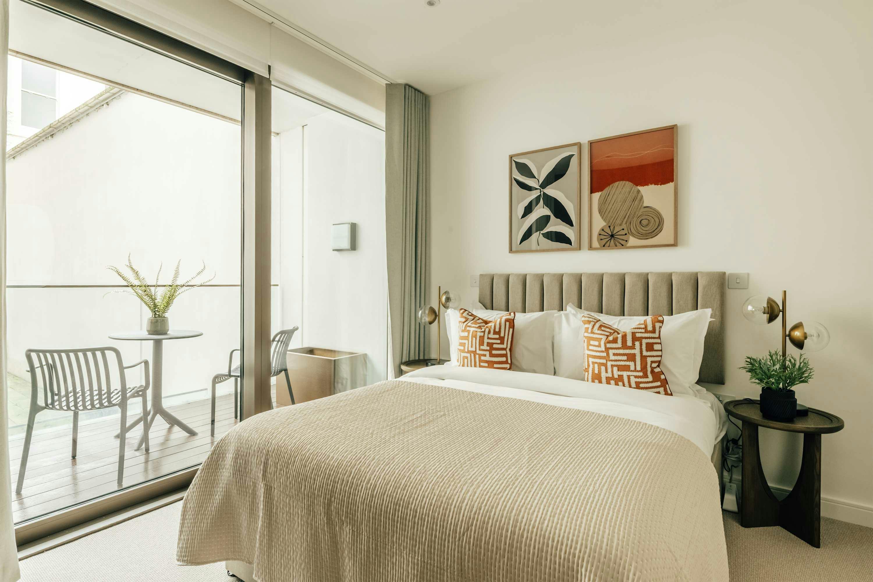 House Lysias Berkeley Mayfair-705938: Elegant 2-Bedroom House with Family-Friendly Amenities, Mayfair