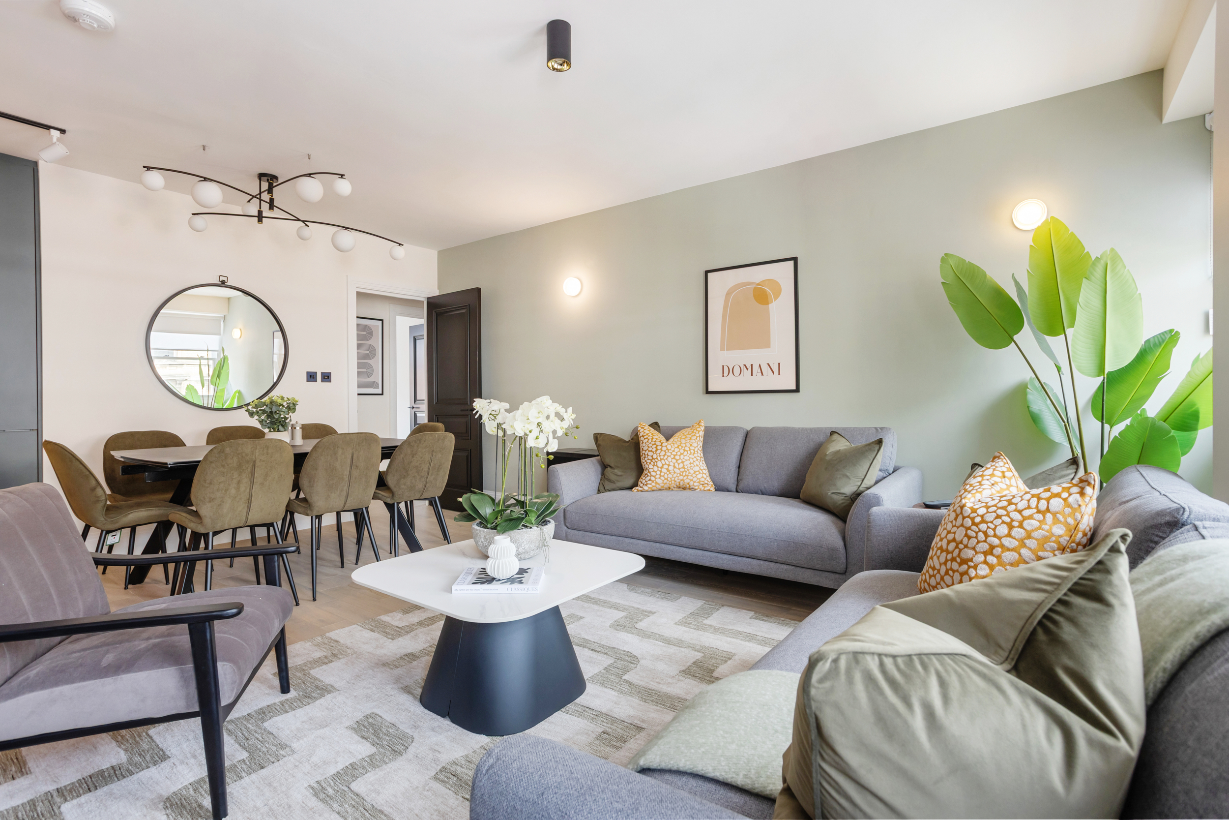 House Boreas Bedford Square Bloomsbury: Spacious 3-Bedroom Apartment with Family-Friendly Features, Bloomsbury