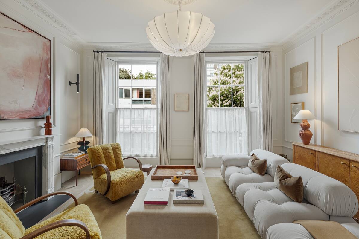 House Gregale Regent Marylebone: Elegant 3-Bedroom Townhouse with Rooftop Terrace, Marylebone