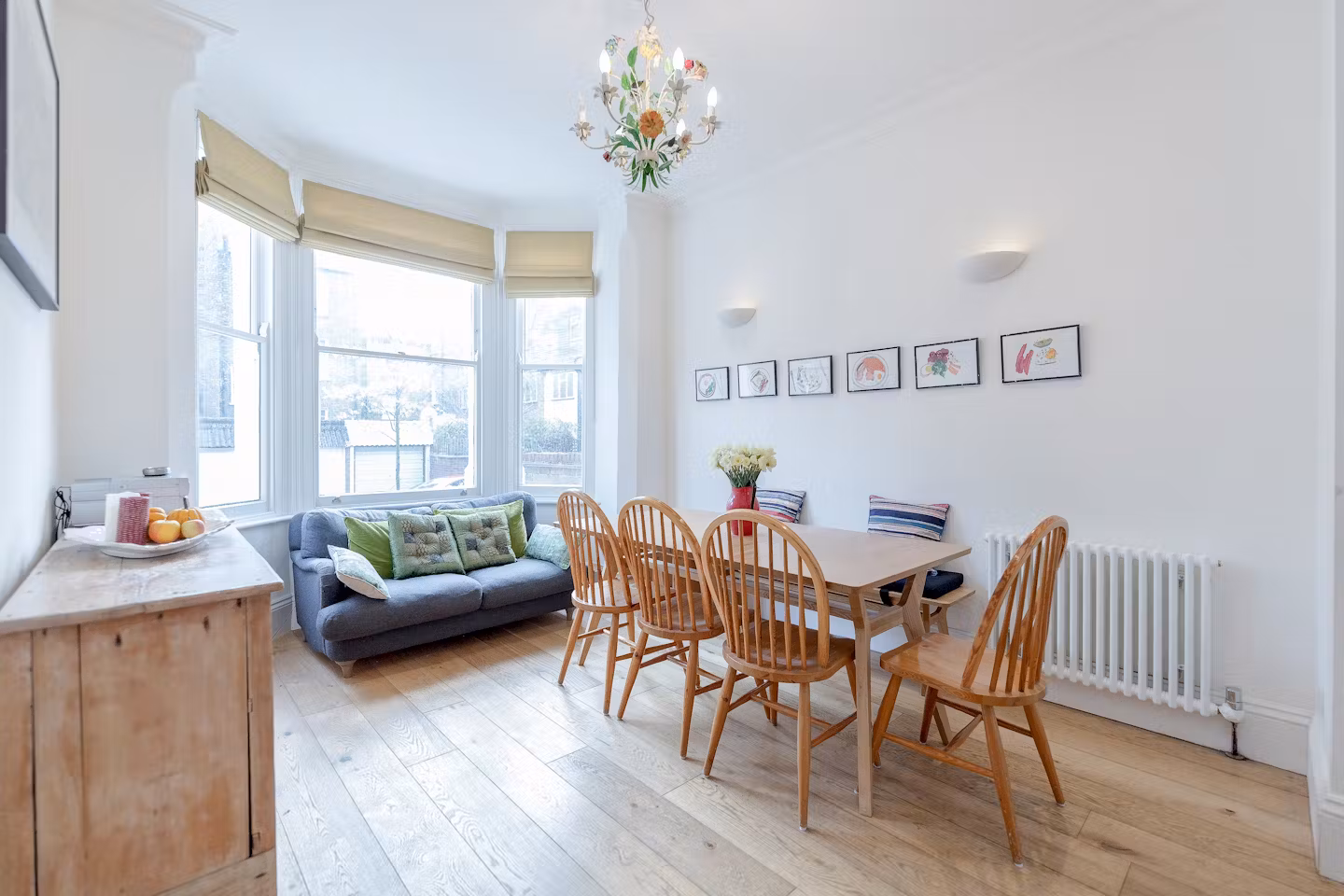 House Vauxhall Grove: Chic 3-Bedroom Apartment with Family-Friendly Features in Vauxhall, London