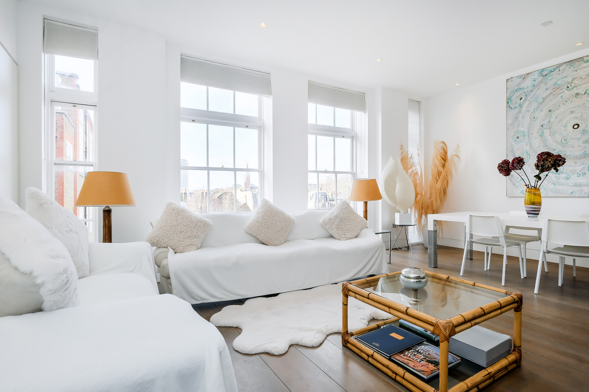 House Wandle Battersea: Modern 2-Bedroom Family-Friendly Apartment Rental Battersea London