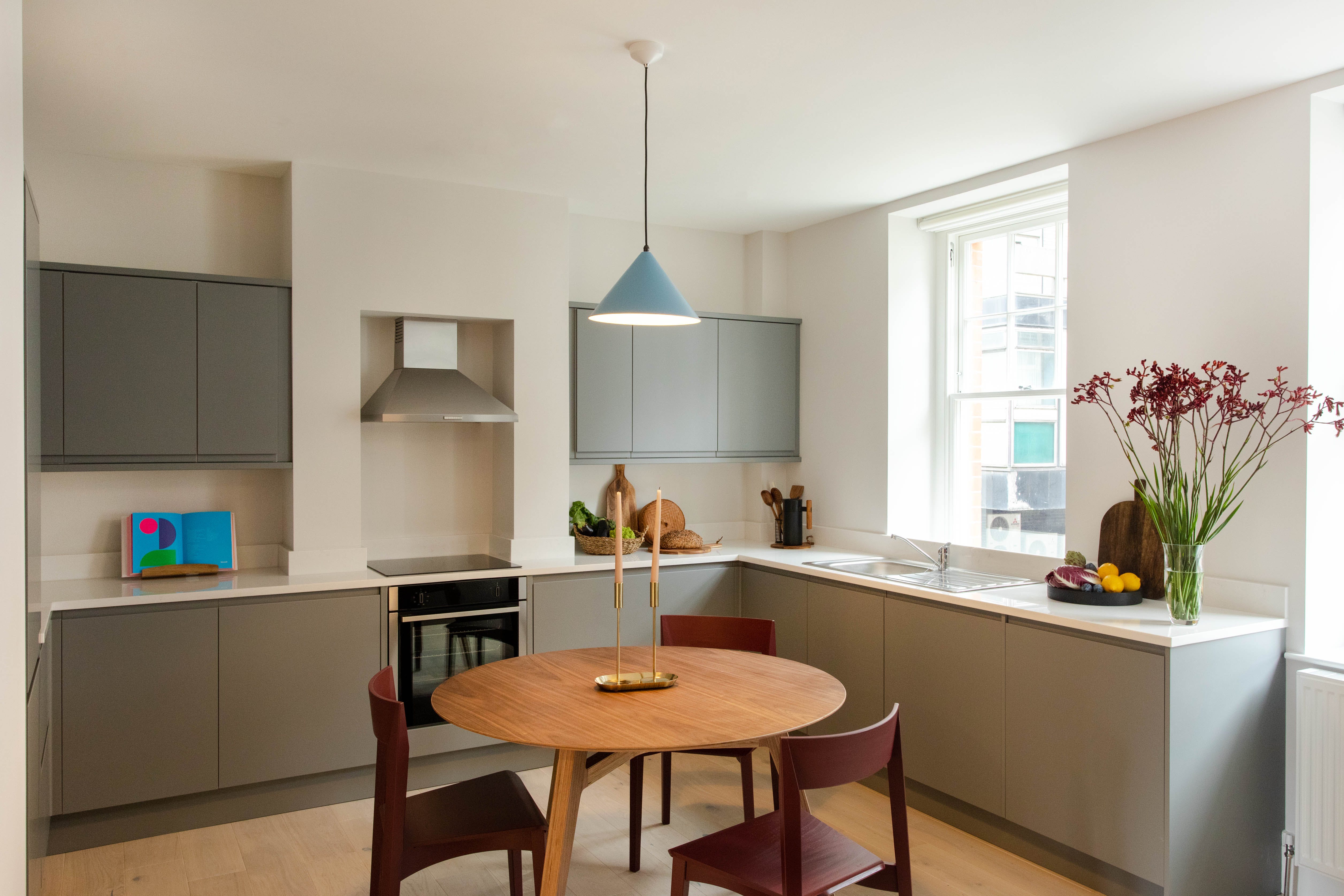 House Weymouth Marylebone: Stylish 1-Bedroom Apartment Rental with Family-Friendly Features, Marylebone London