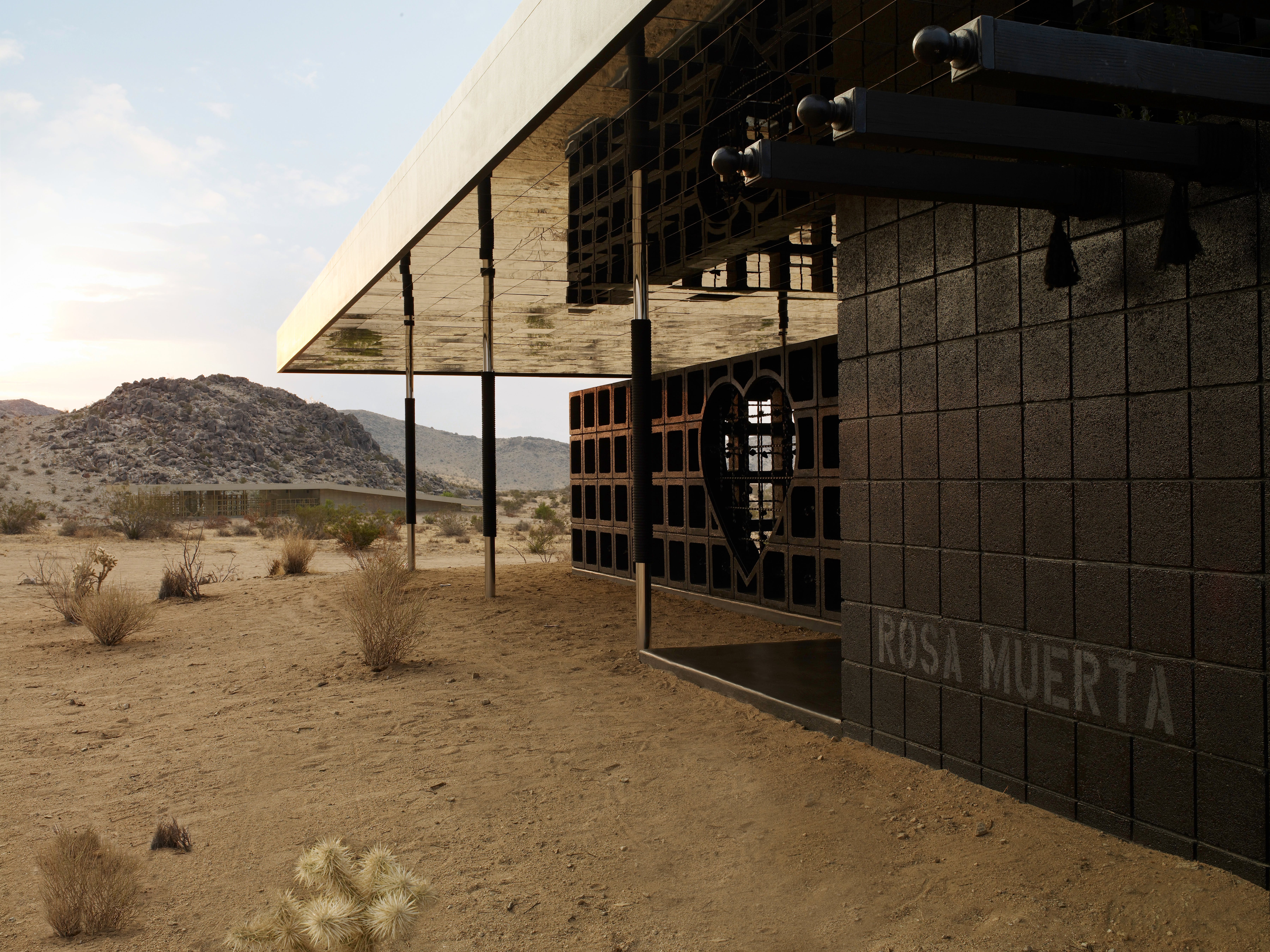 Villa Boreas Wonderland Joshua Tree: Unique 1-Bedroom Apartment with Hot Tub, Joshua Tree