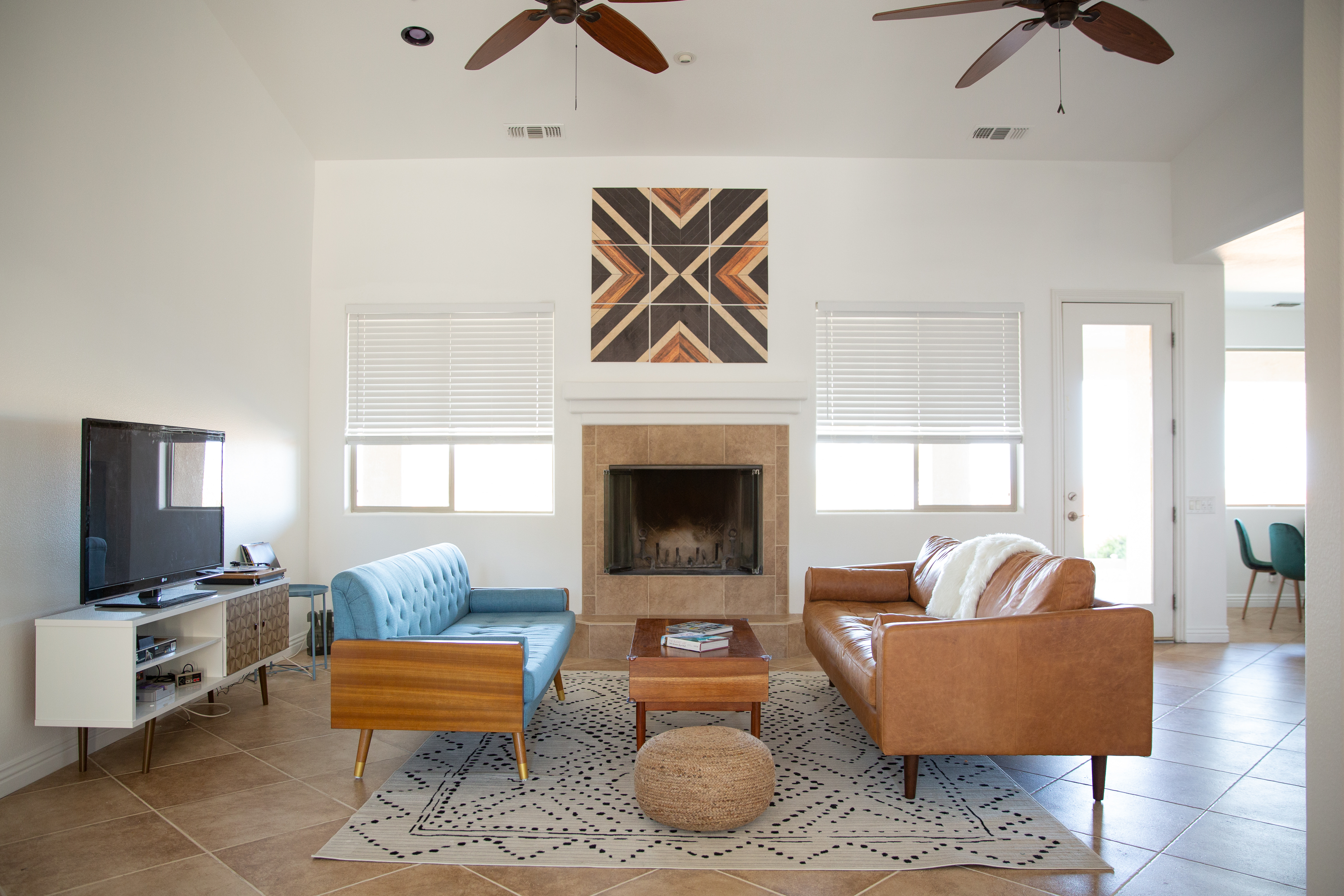 Villa Gloaming Cottonwood Joshua Tree: Luxury 5-Bedroom Apartment with Hot Tub and Pool, Joshua Tree