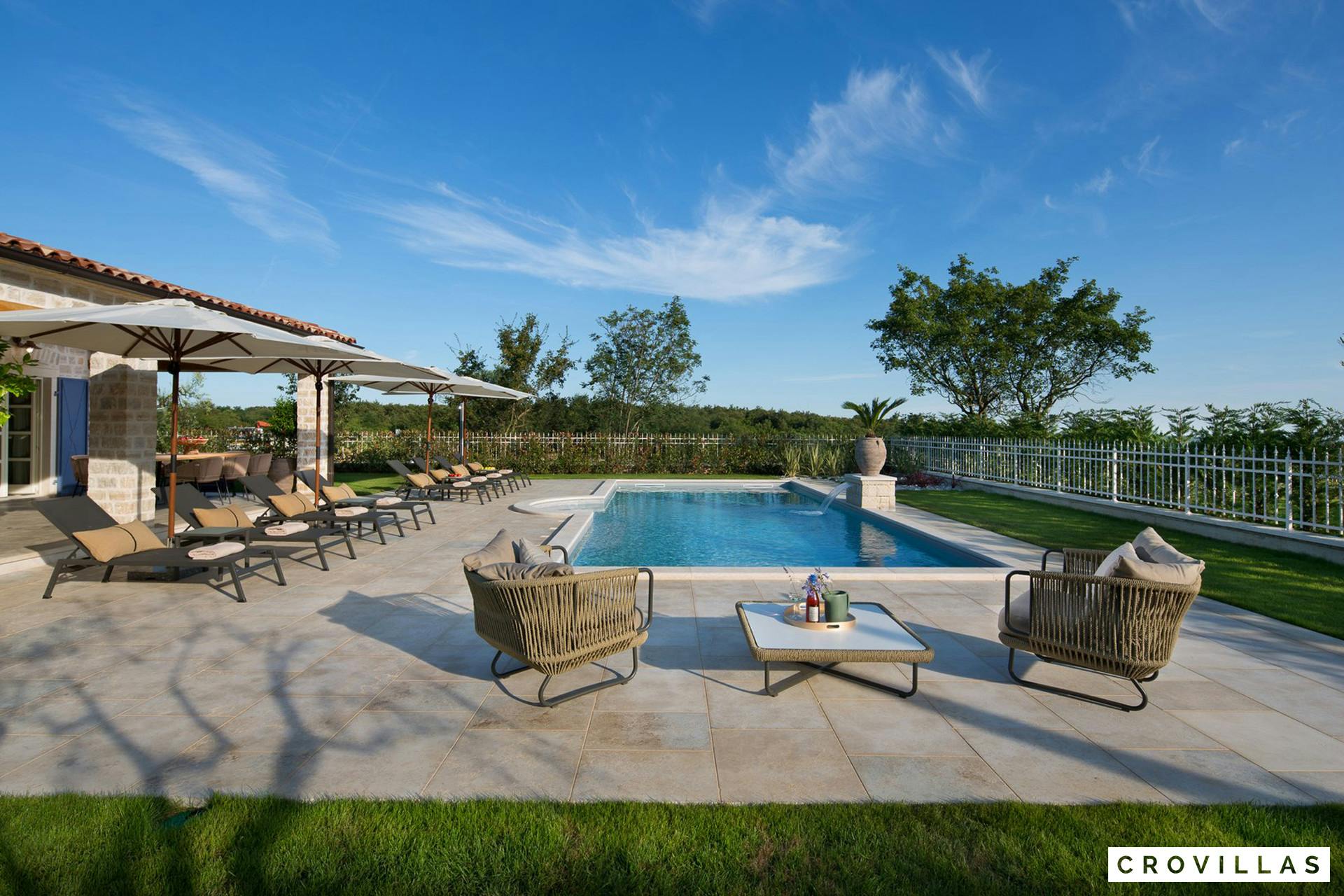 Kuća Lefki Svetvinčenat Istria: Luxury 4-Bedroom Apartment with Tennis Court, Istria