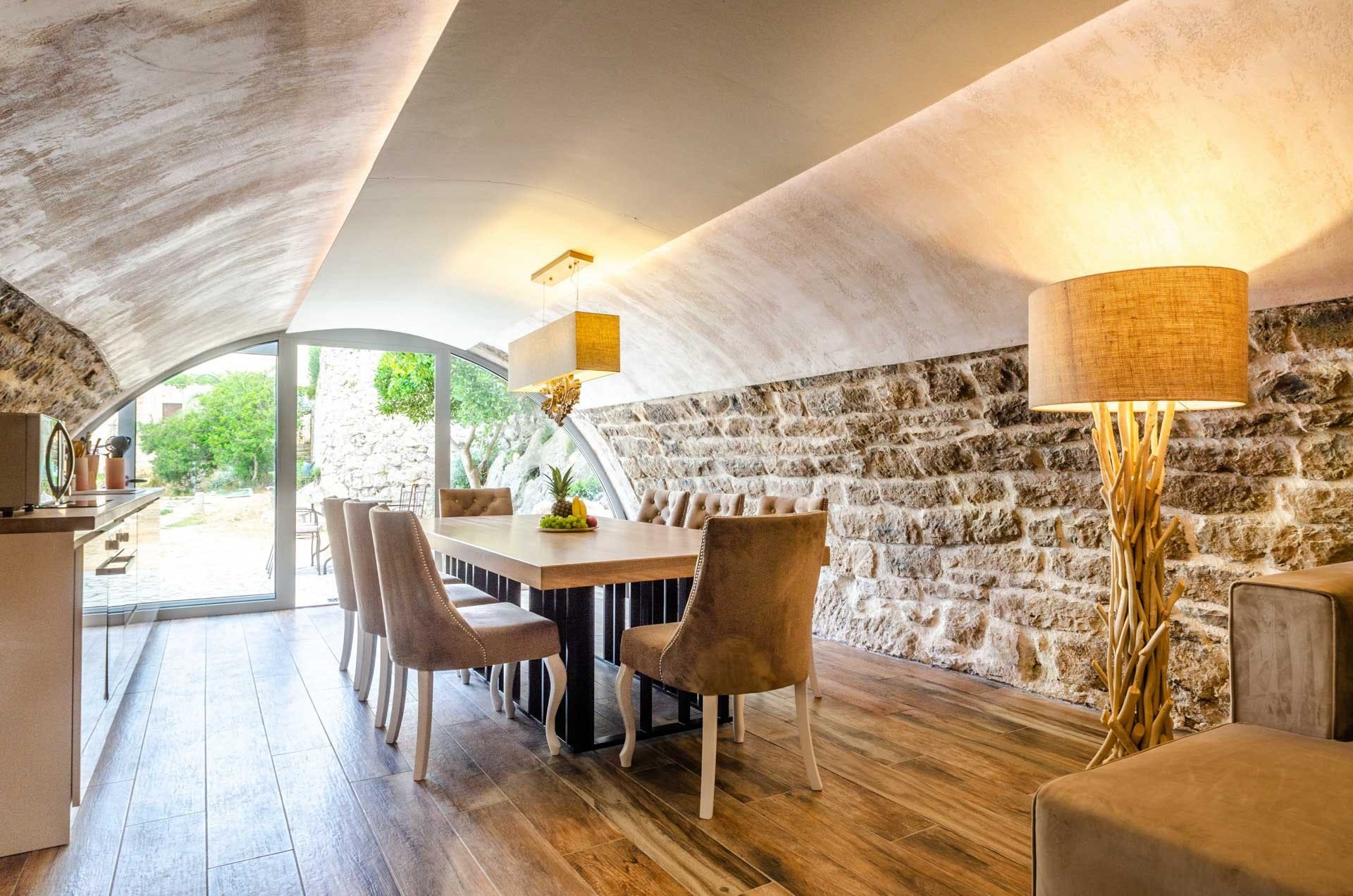 Kuća Maestrale Ston Croatia: Luxury 4-Bedroom Apartment with Sea Views, Dubrovnik-Neretva County