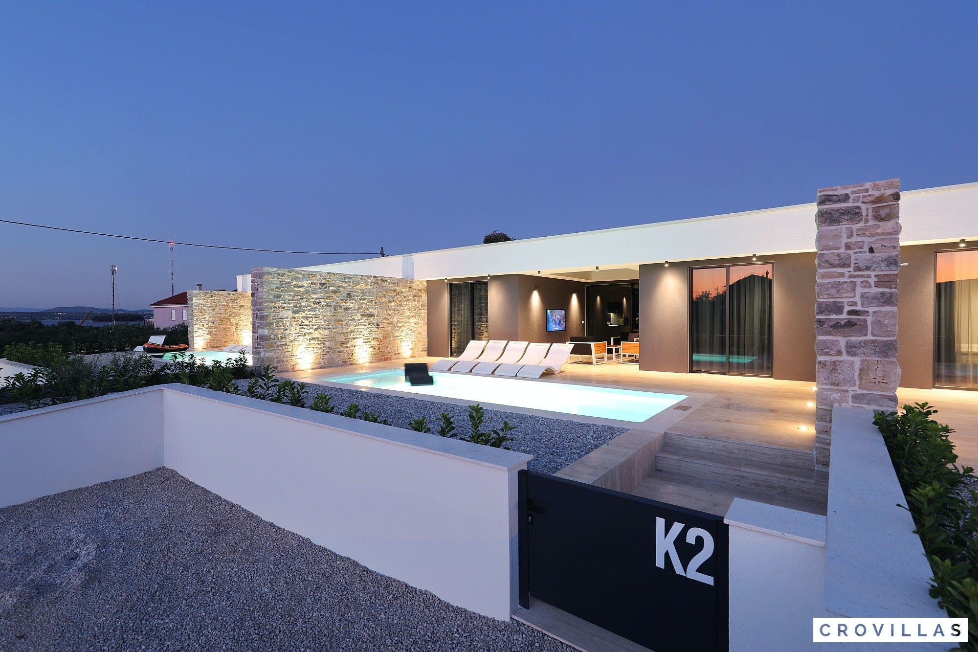 Kuća Puntamika Zadar Zadar: Stylish 3-Bedroom Apartment with Seaview and Pool, Zadar