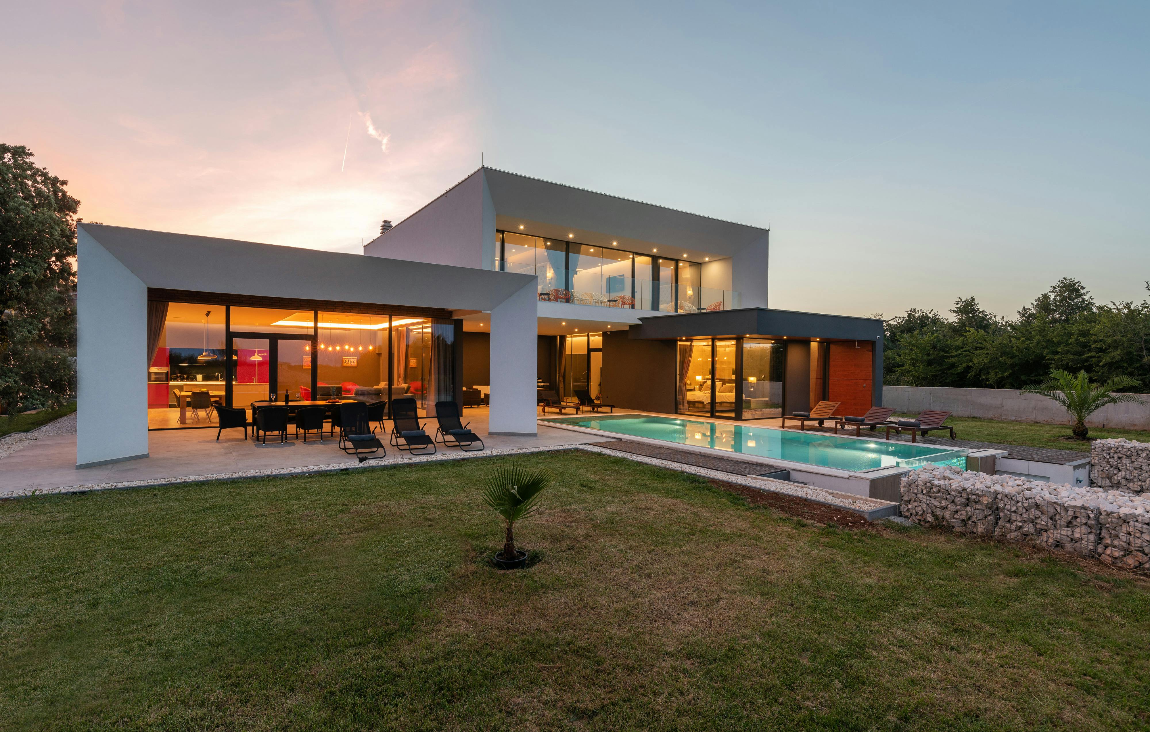 Kuća Učka Istria: Spacious 4-Bedroom Apartment with Pool and Tennis Court, Istria