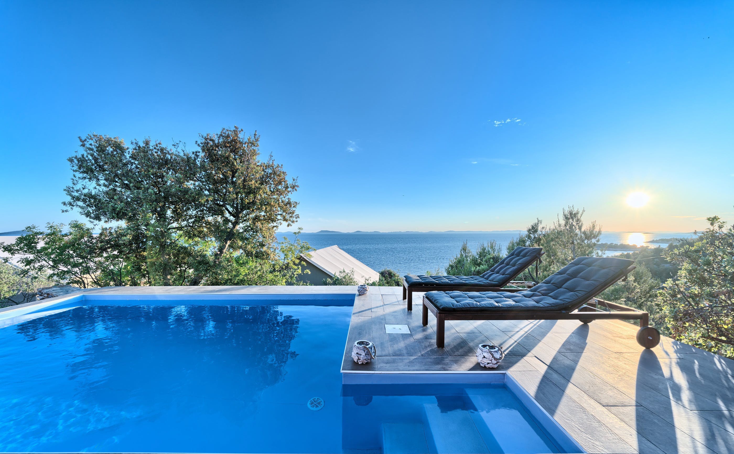 Kuća Vrulje Šibenik: Charming 2-Bedroom Cottage Rental with Pool and Tennis Court, Šibenik-Knin County