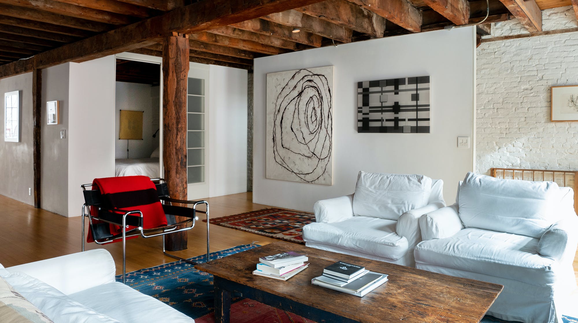 Loft Seaport WallStreet: Luxury 3-Bedroom Loft with Air-Con in Historic Wall Street, New York