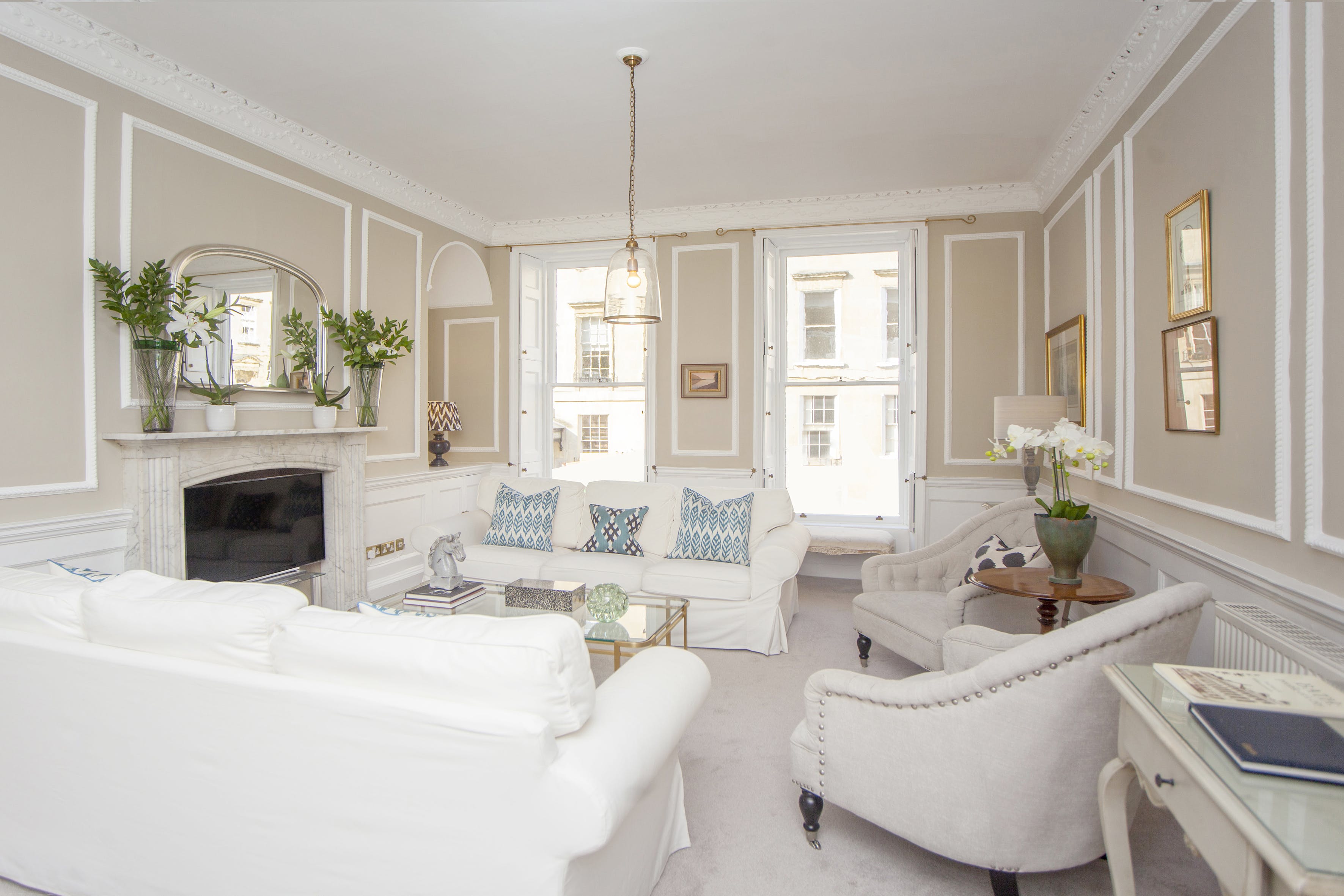 Maison Avon Somerset: Elegant 3-Bedroom Family Apartment Rental in Somerset Bath