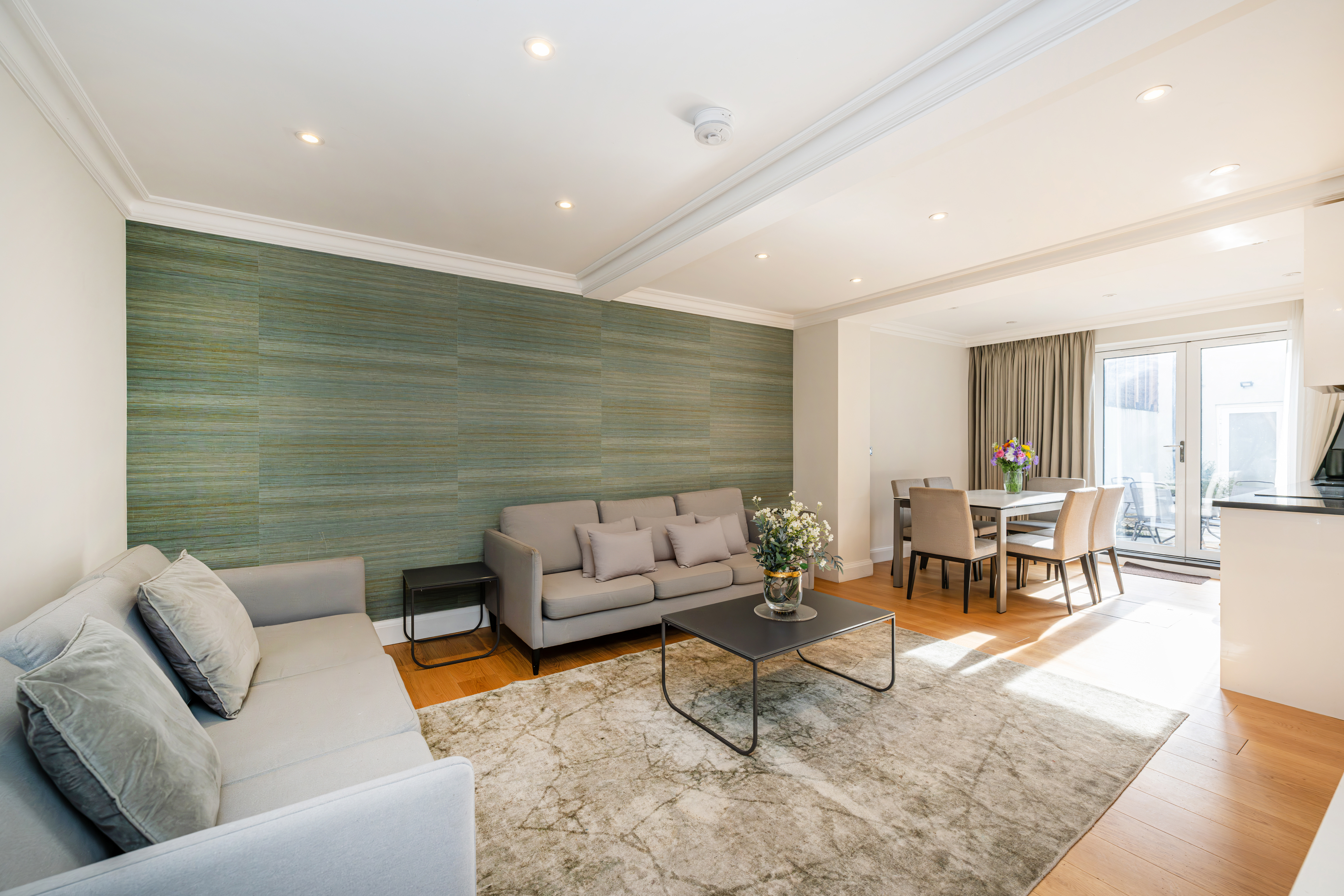 Manor Brompton Earl’s Court: Stylish 2-Bedroom Apartment with Air Conditioning in Earl’s Court