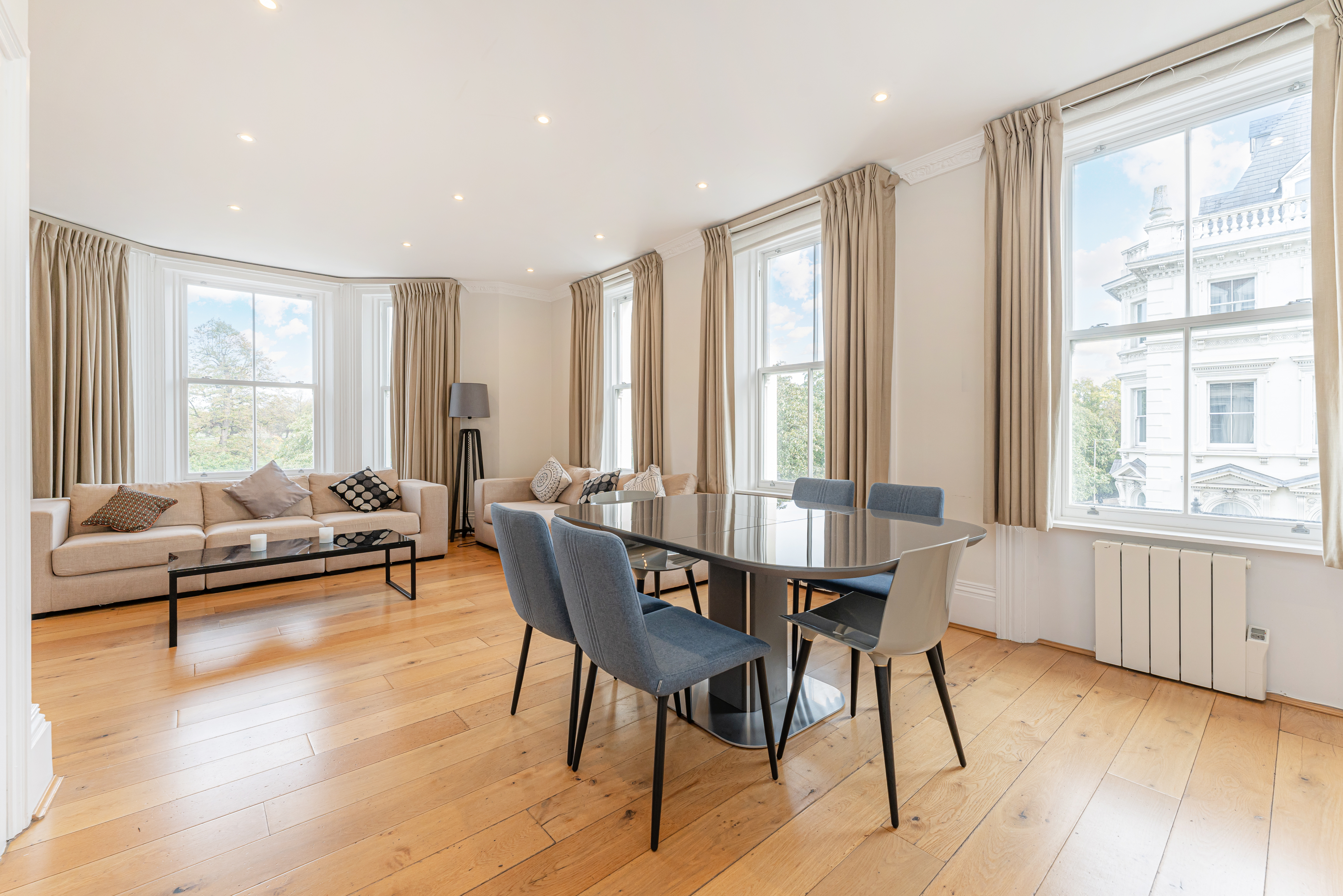 House Gloaming Phillimore Kensington-829913: Luxury 2-Bedroom Apartment with Family-Friendly Amenities, Kensington London