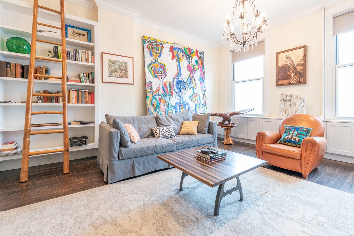 Manor Minetta SoHo: Chic 2-Bedroom Apartment Rental with Hot Tub and Air-Con, SoHo New York