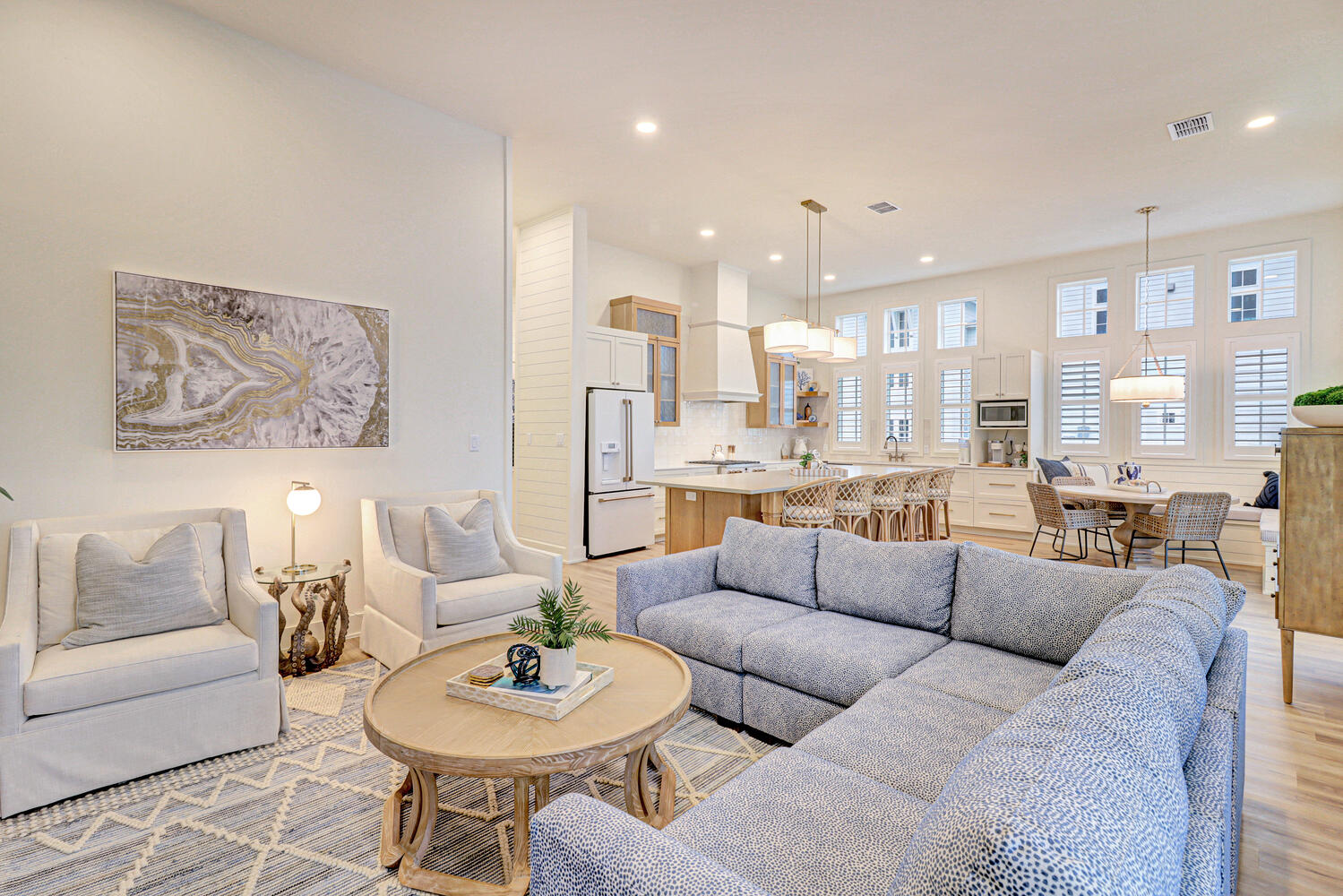 Villa Ponente Shoal Creek Austin: Luxury 1-Bedroom Villa for 14 Guests with Family-Friendly Features, Austin