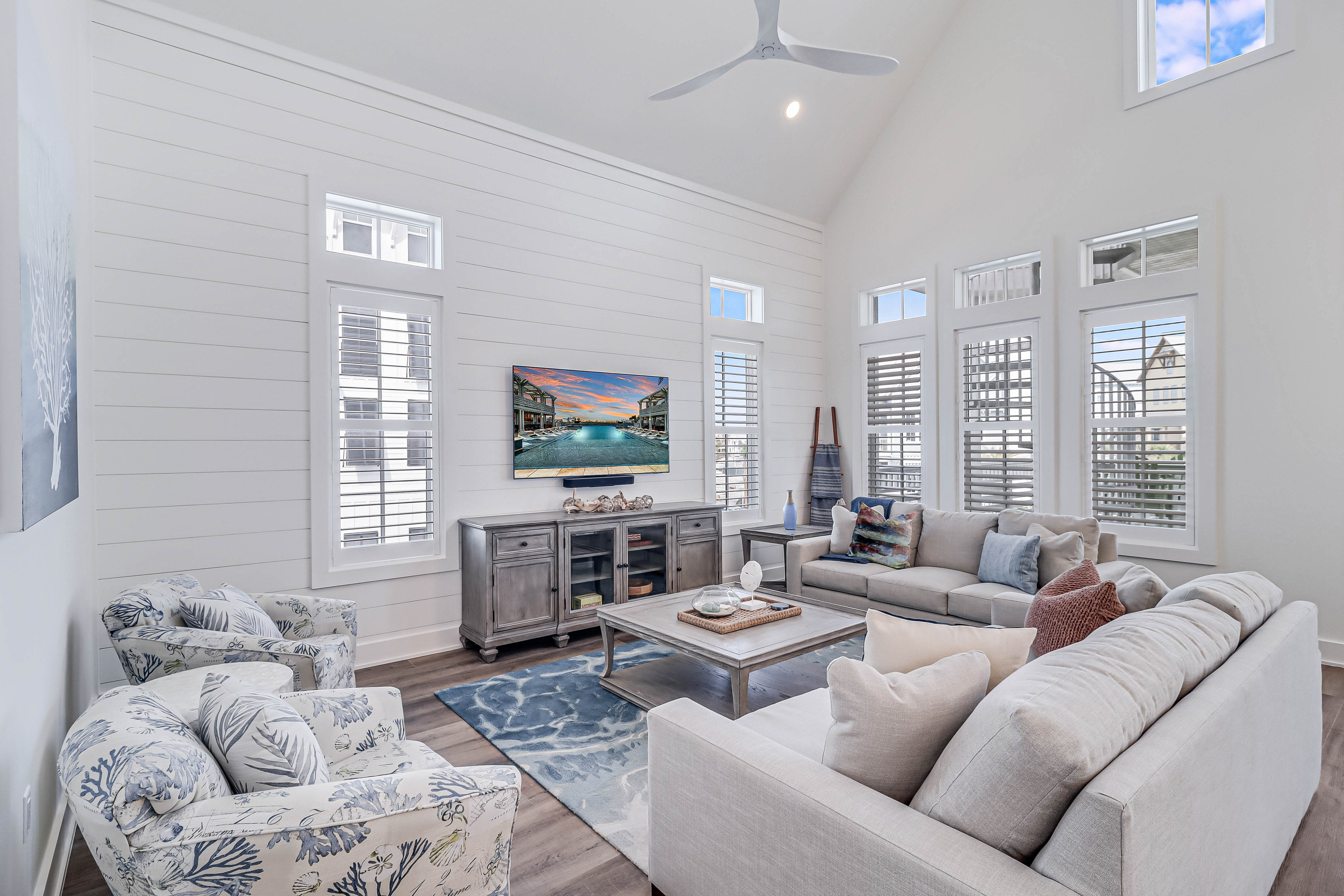 Manor Mustang Nueces: Spacious 5-Bedroom Villa with Seaview and Pool, Nueces County
