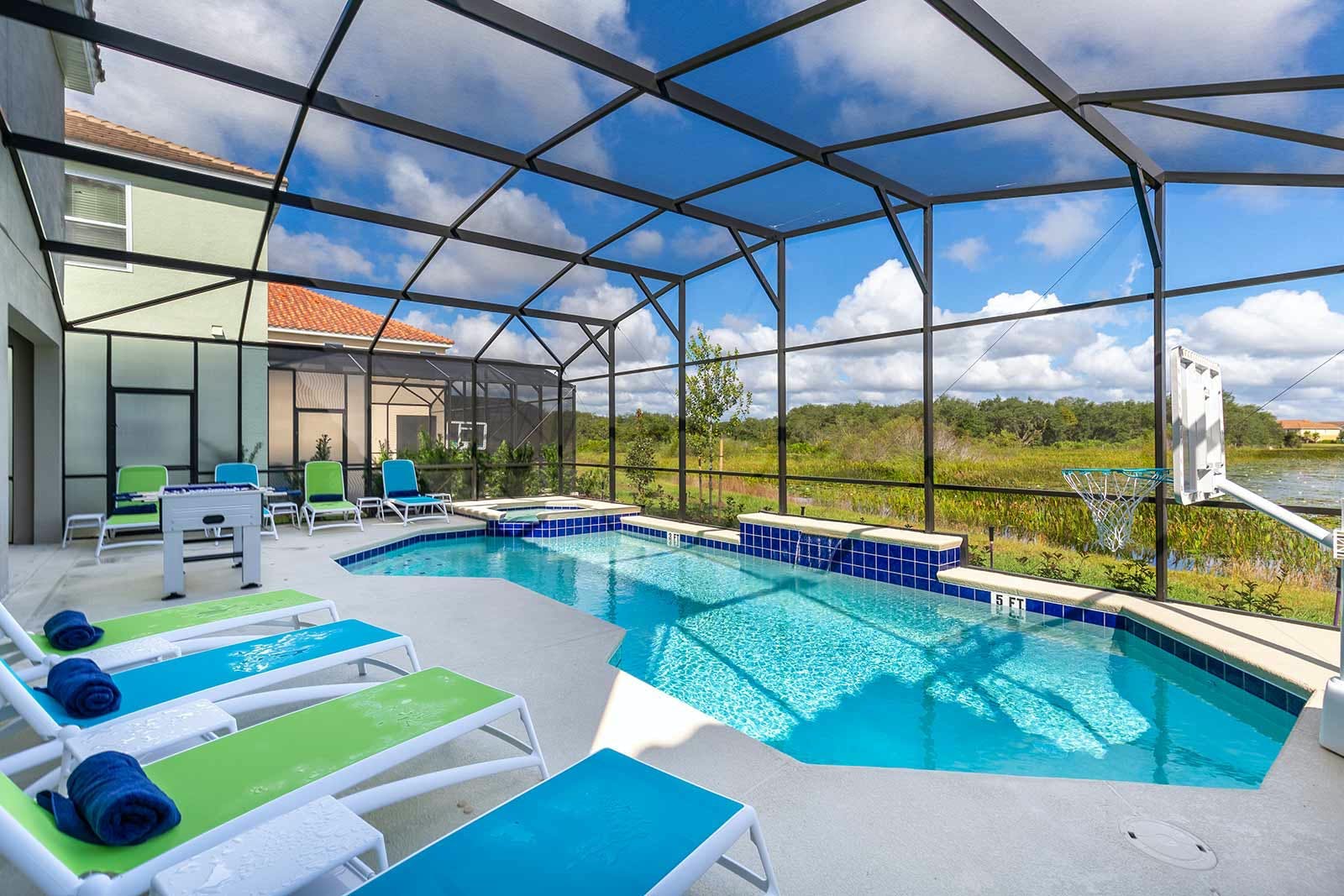 Villa Carmesí Bok Tower Florida: Spacious 10-Bedroom Villa with Pool and Gym, Polk County