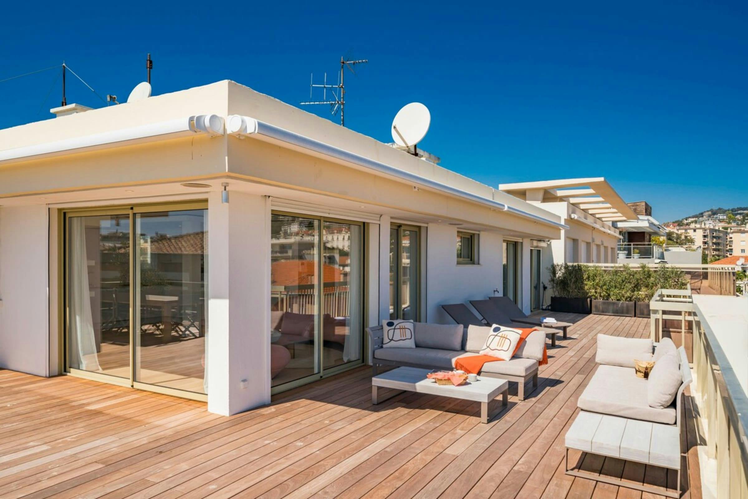 Villa Safran Siagne Cannes-689685: Luxury 3-Bedroom Apartment with Panoramic Sea Views, Cannes