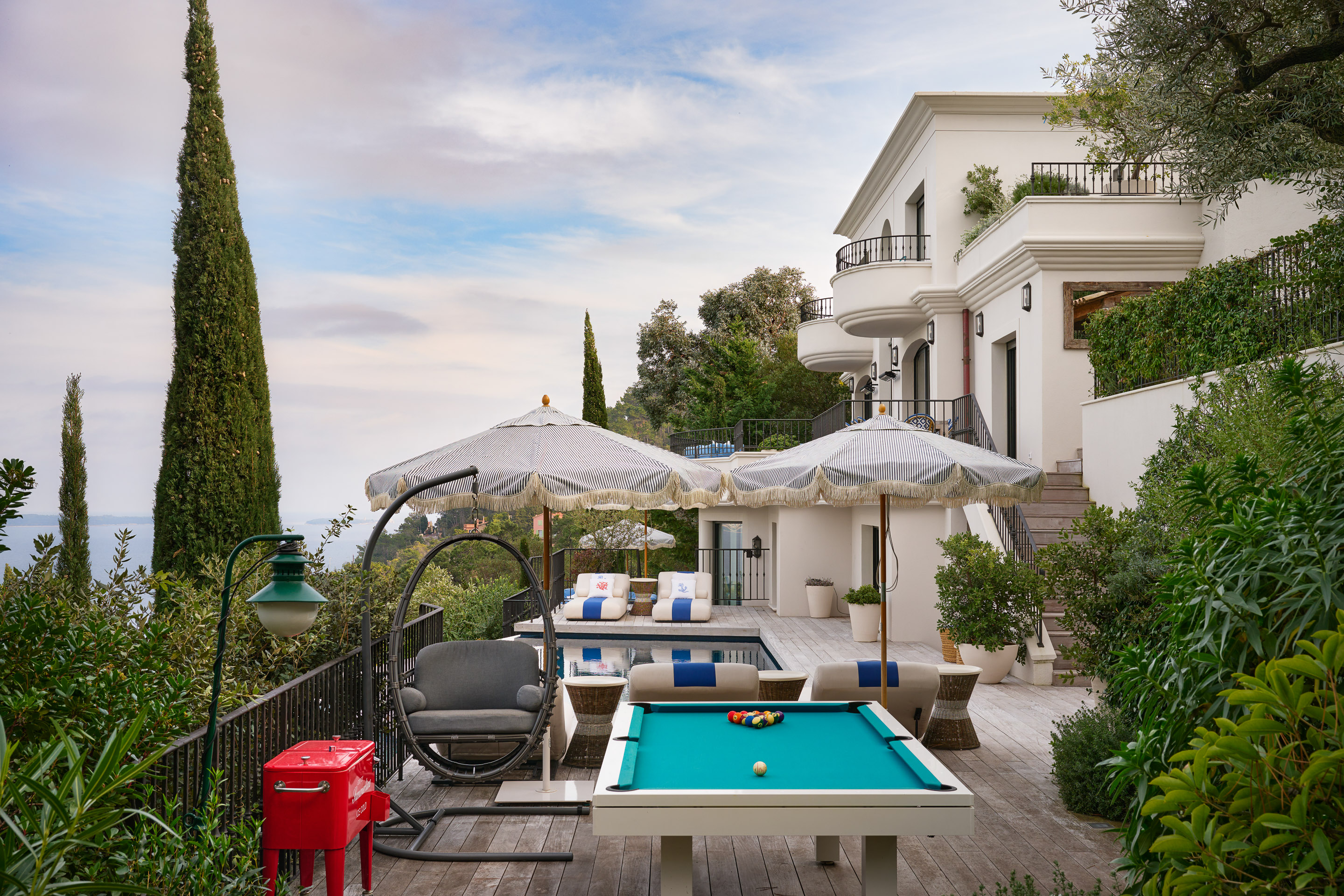 Villa Aube Siagne Cannes: Elegant 6-Bedroom Villa with Seaview and Sauna, Cannes