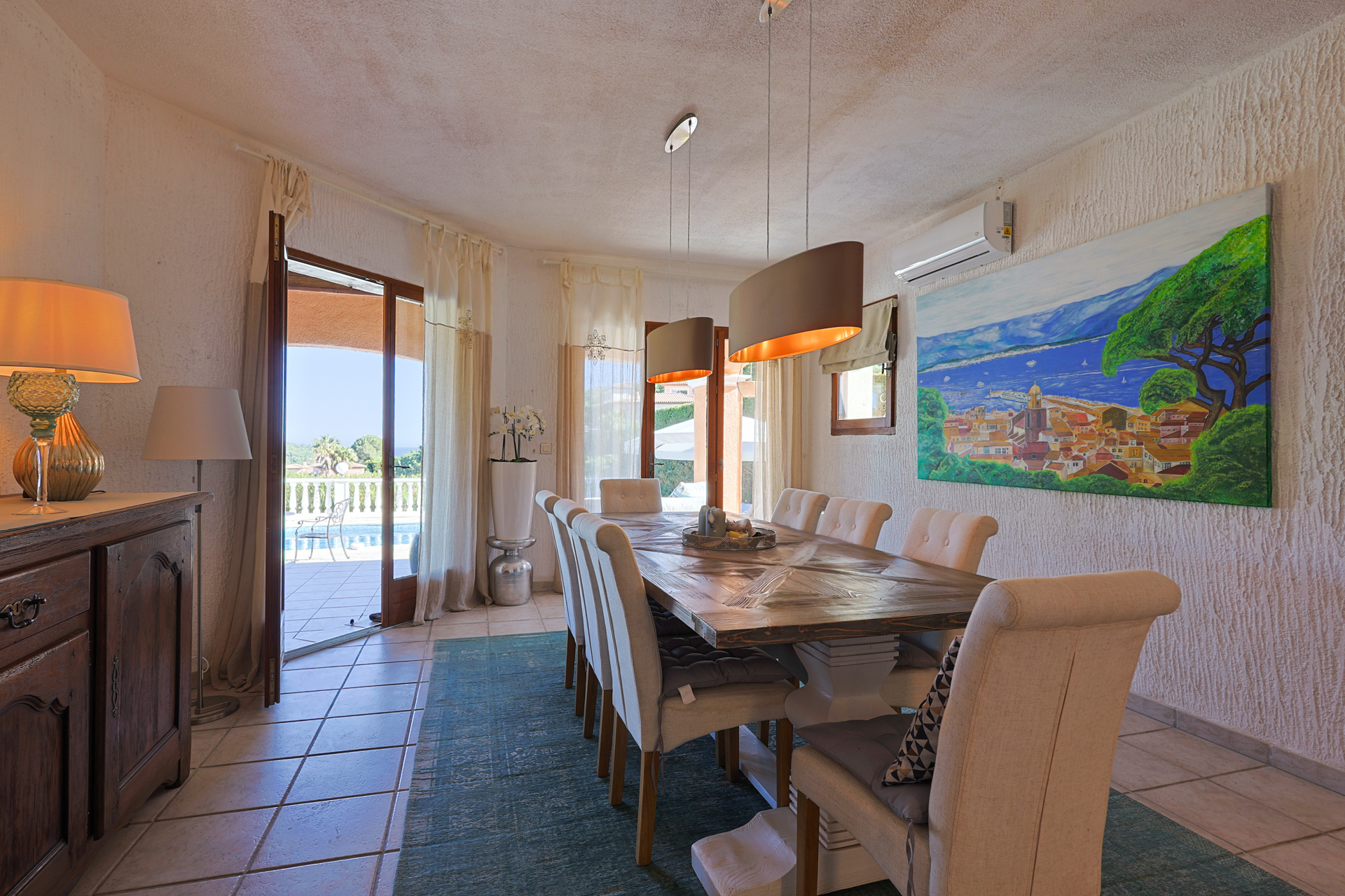 Mas Lavandou Sainte-Maxime: Charming 3-Bedroom Apartment with Pool and BBQ in Sainte-Maxime