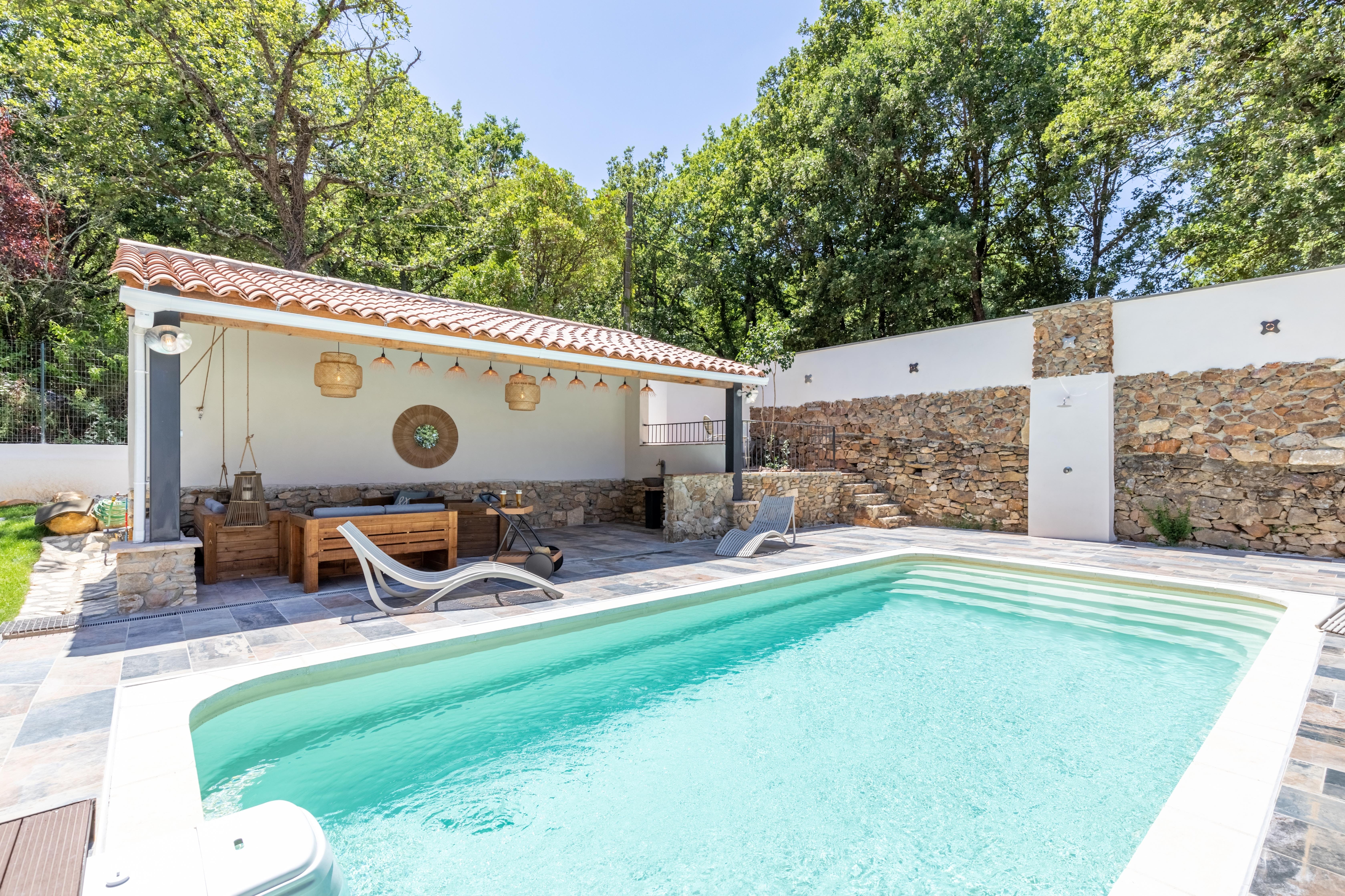 Villa Crépuscule Nostre-Dame Saint-Rémy-de-Provence-834596: Luxury 4-Bedroom Apartment with Pool and Air-Con, Saint-Rémy-de-Provence