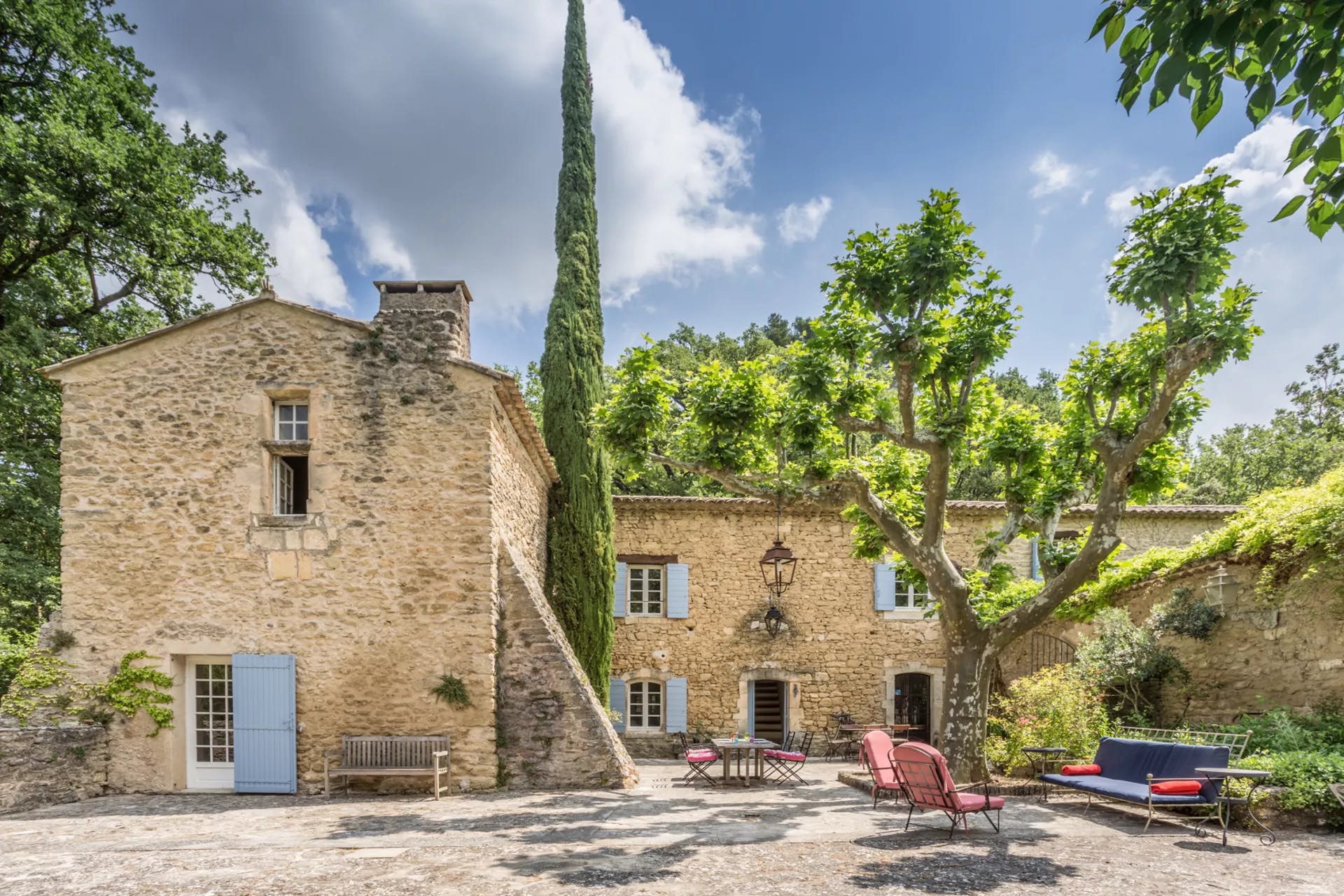 Villa Crépuscule Nostre-Dame Saint-Rémy-de-Provence: Spacious 4-Bedroom Villa with Pool, Saint-Rémy-de-Provence