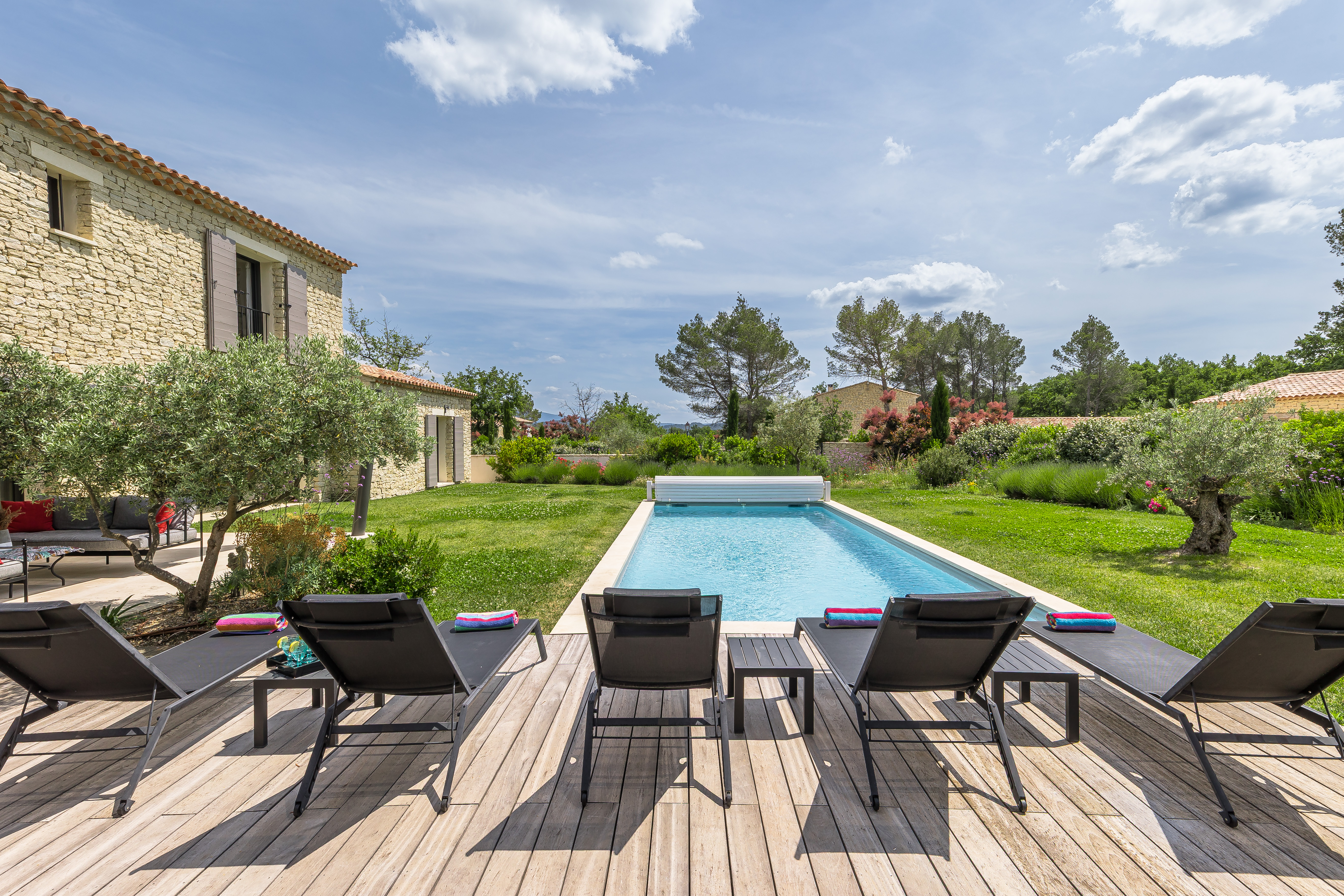 Villa Aurore Saint-Andiol Saint-Rémy-de-Provence: Spacious 4-Bedroom Apartment with Pool in Saint-Rémy-de-Provence