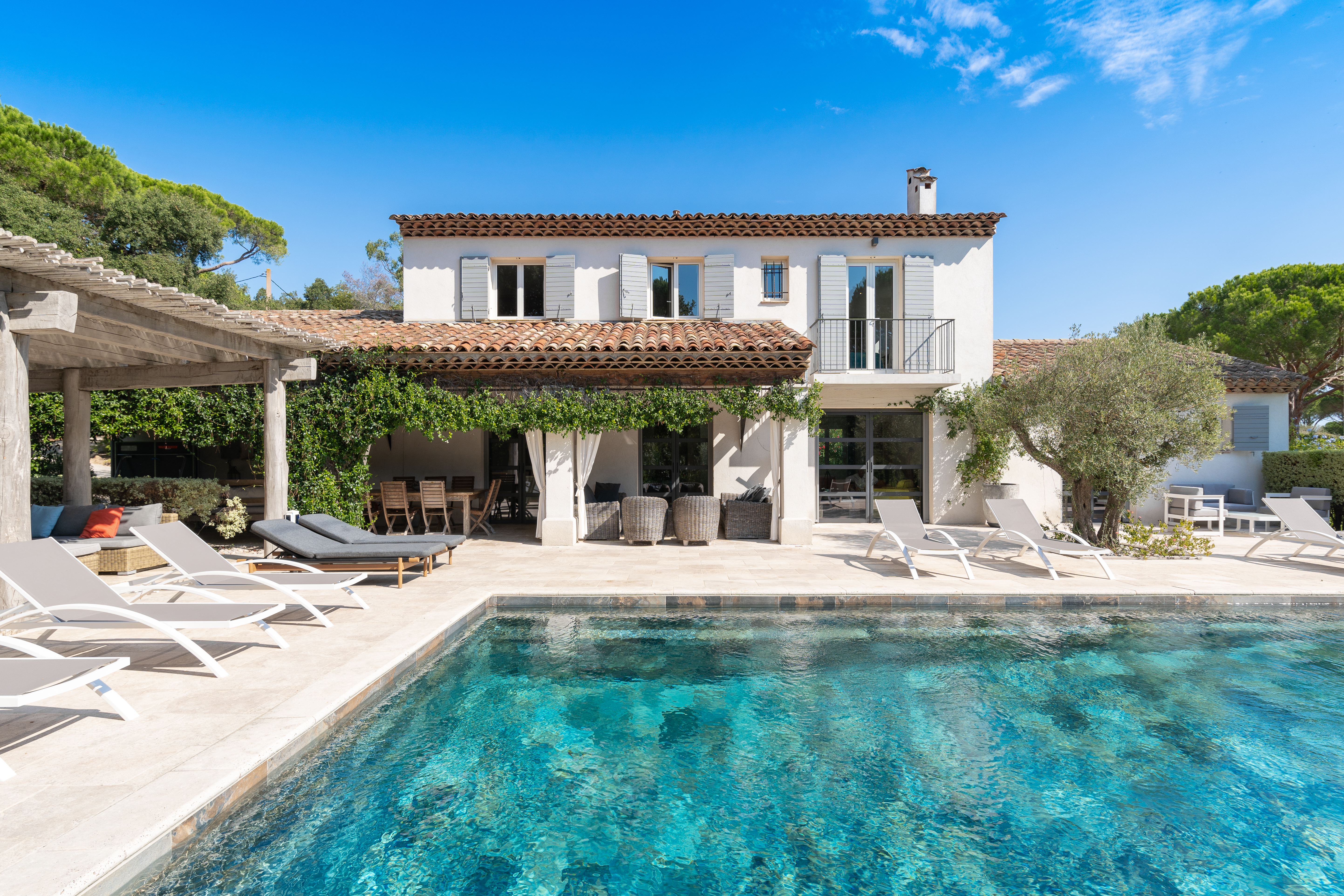 Villa Nacré Escalet Saint-Tropez: Spacious 6-Bedroom Apartment with Seaview and Pool, Saint-Tropez