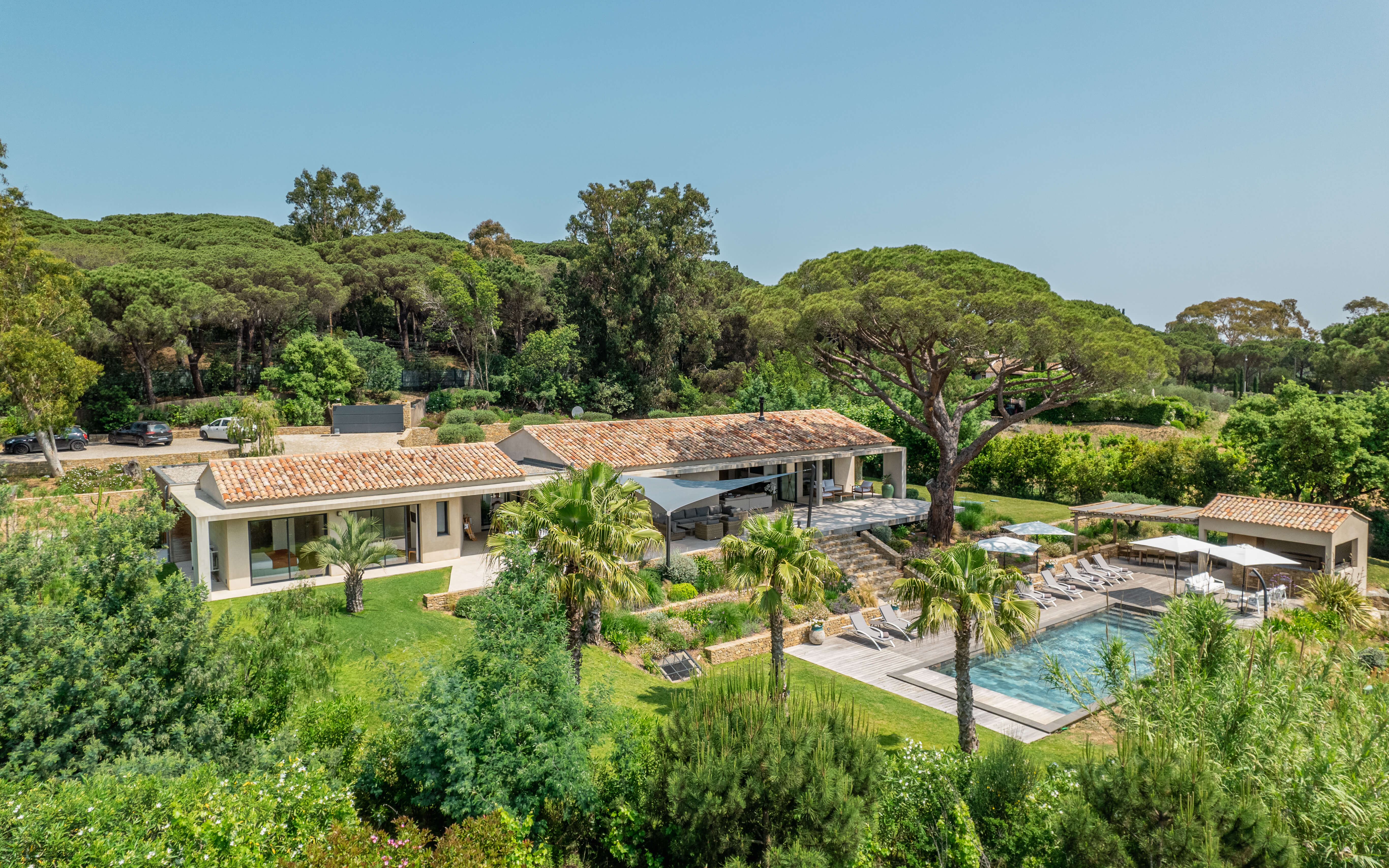 Villa Aube Caladel Saint-Tropez: Elegant 5-Bedroom Villa with Pool and Garden, Saint-Tropez