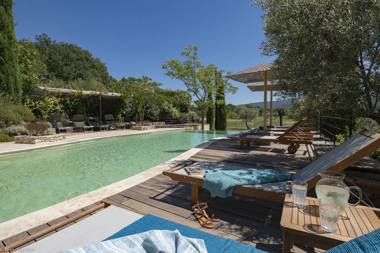 Villa Safran Saint-Roman Provence: Luxury 6-Bedroom Villa with Pool and Tennis Court, Vaucluse
