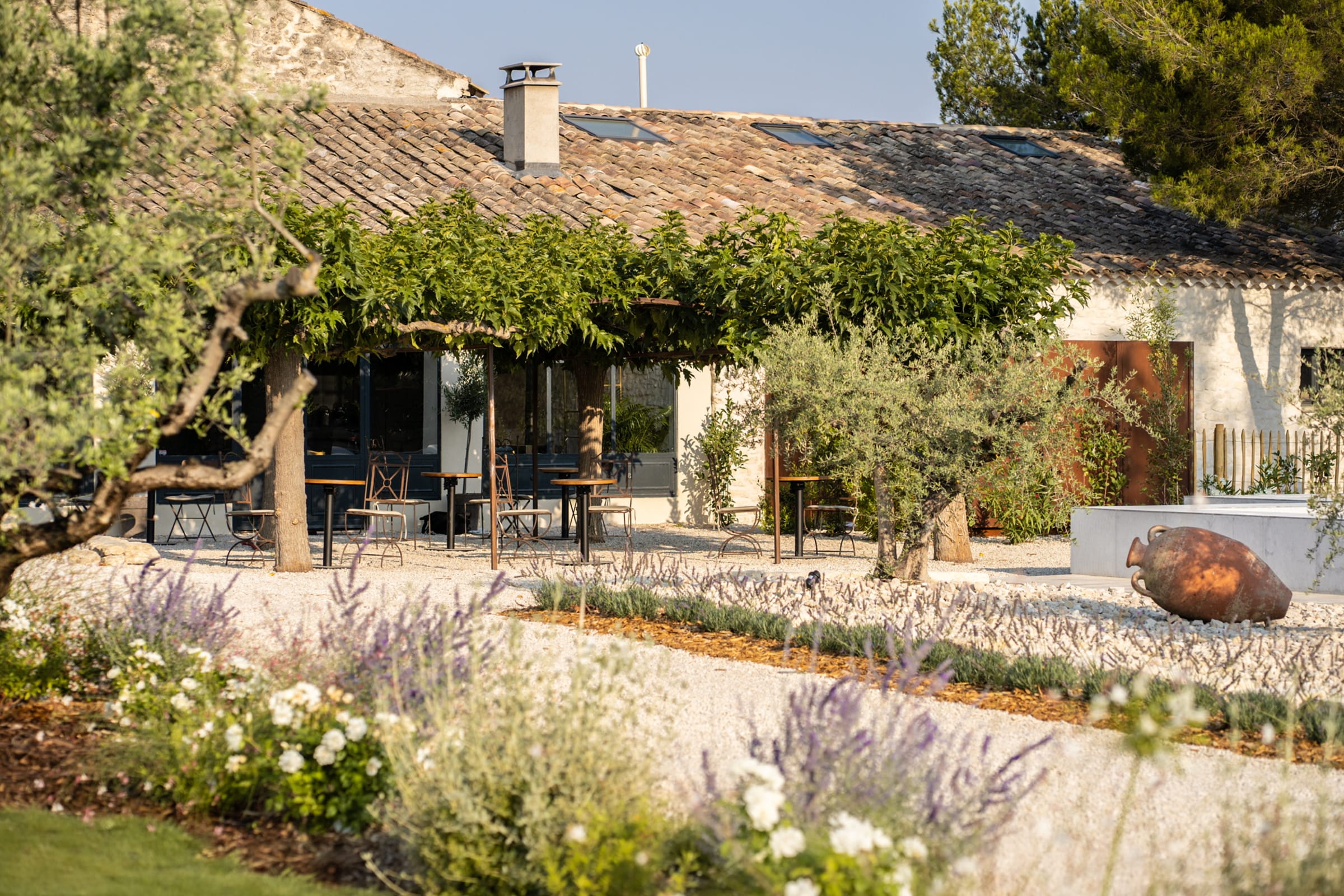 Villa Aurore Les Baux Provence: Charming 5-Bedroom Villa with Pool and Sauna, Vaucluse