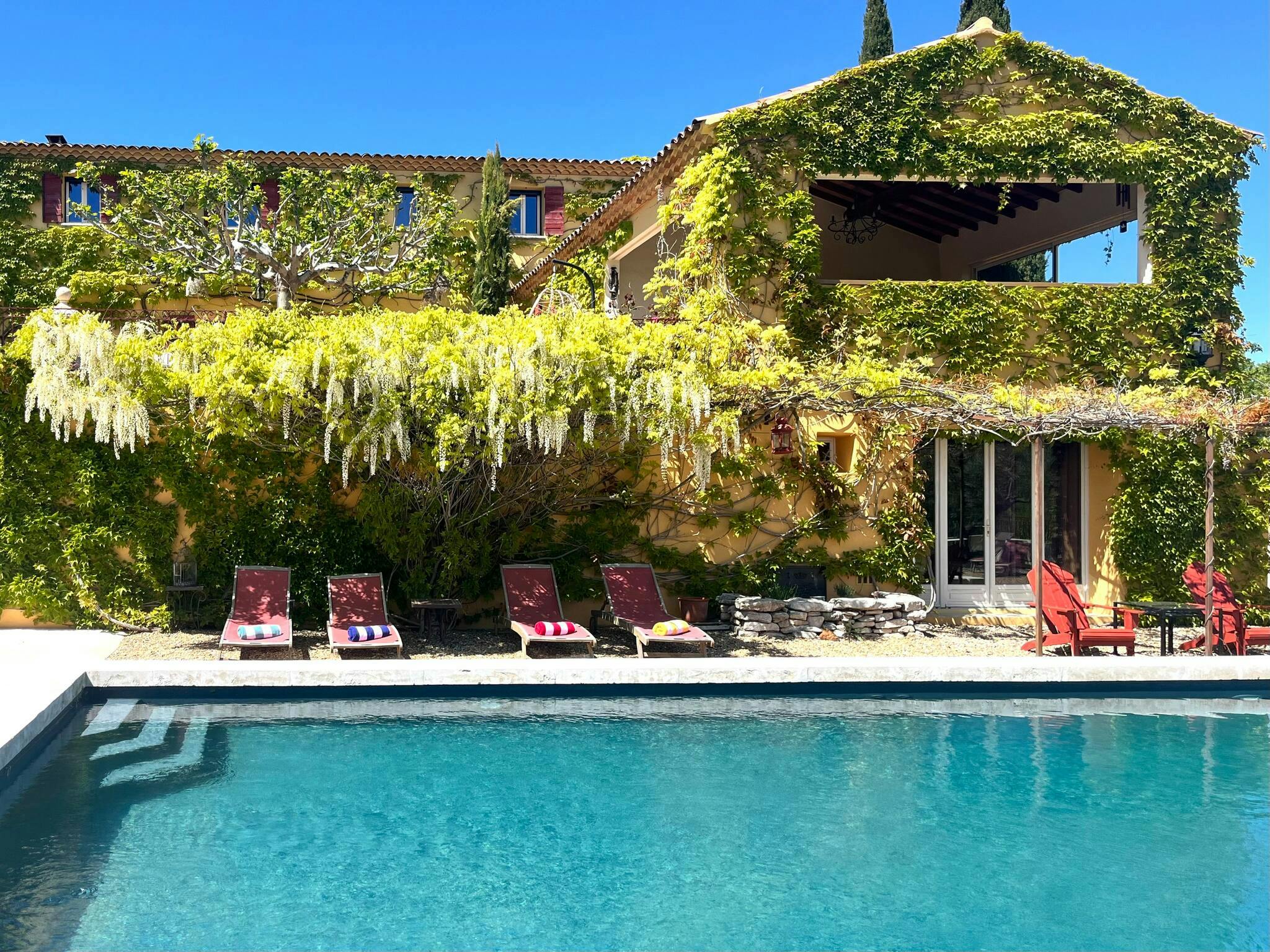 Villa Crépuscule Les Baux Provence: 6-Bedroom Holiday House with Pool and Views, Vaucluse