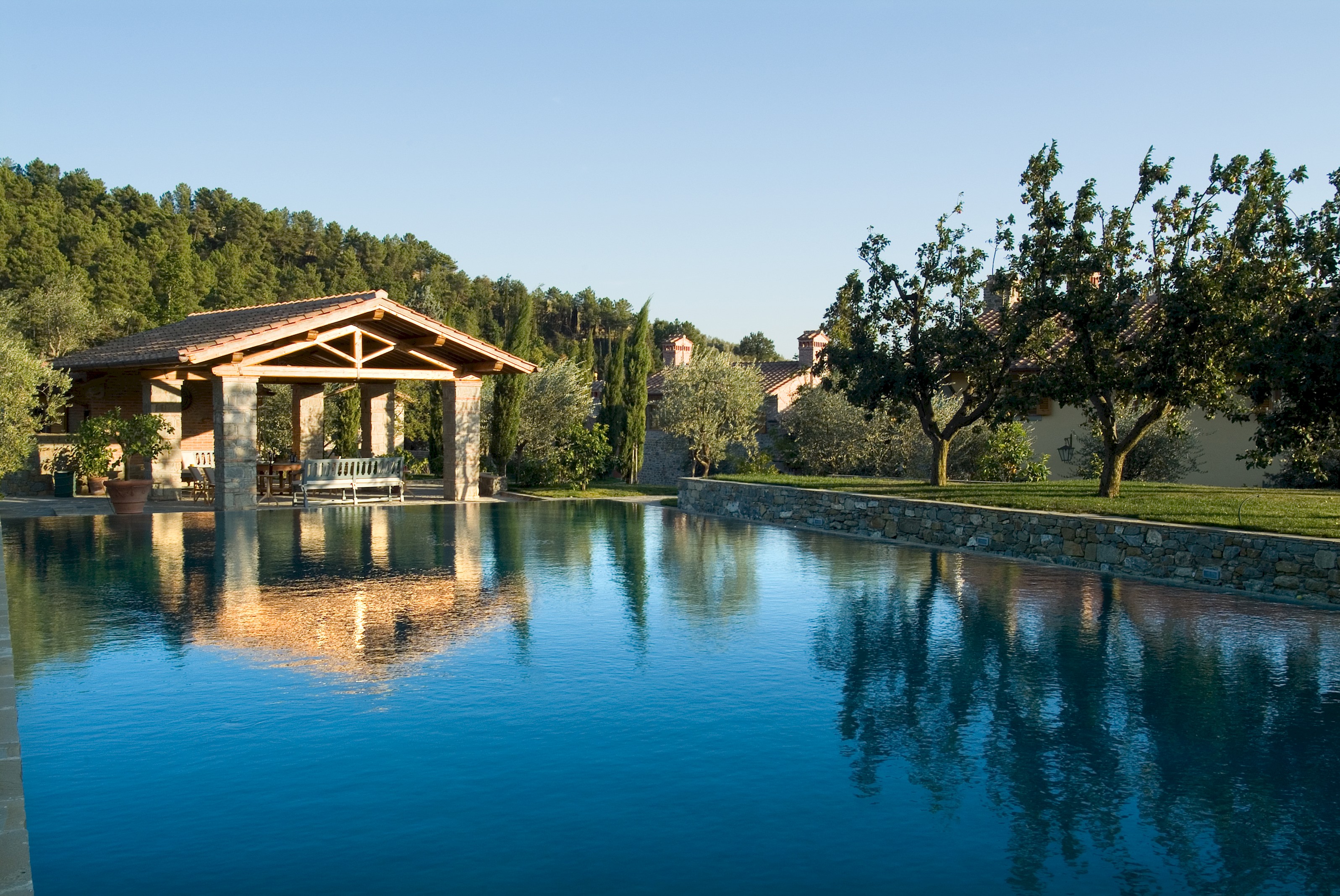 Villa Smeraldo Fiesolana Florence East: Luxury 4-Bedroom Apartment with Infinity Pool, Florence