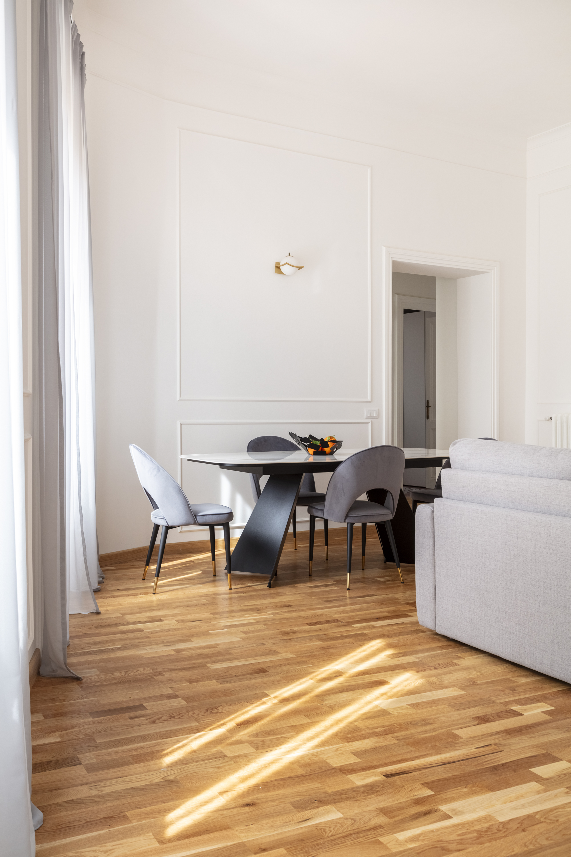 Villa Ceruleo Bovara Trevi: Chic 2-Bedroom Apartment with Air-Con in Trevi, Rome