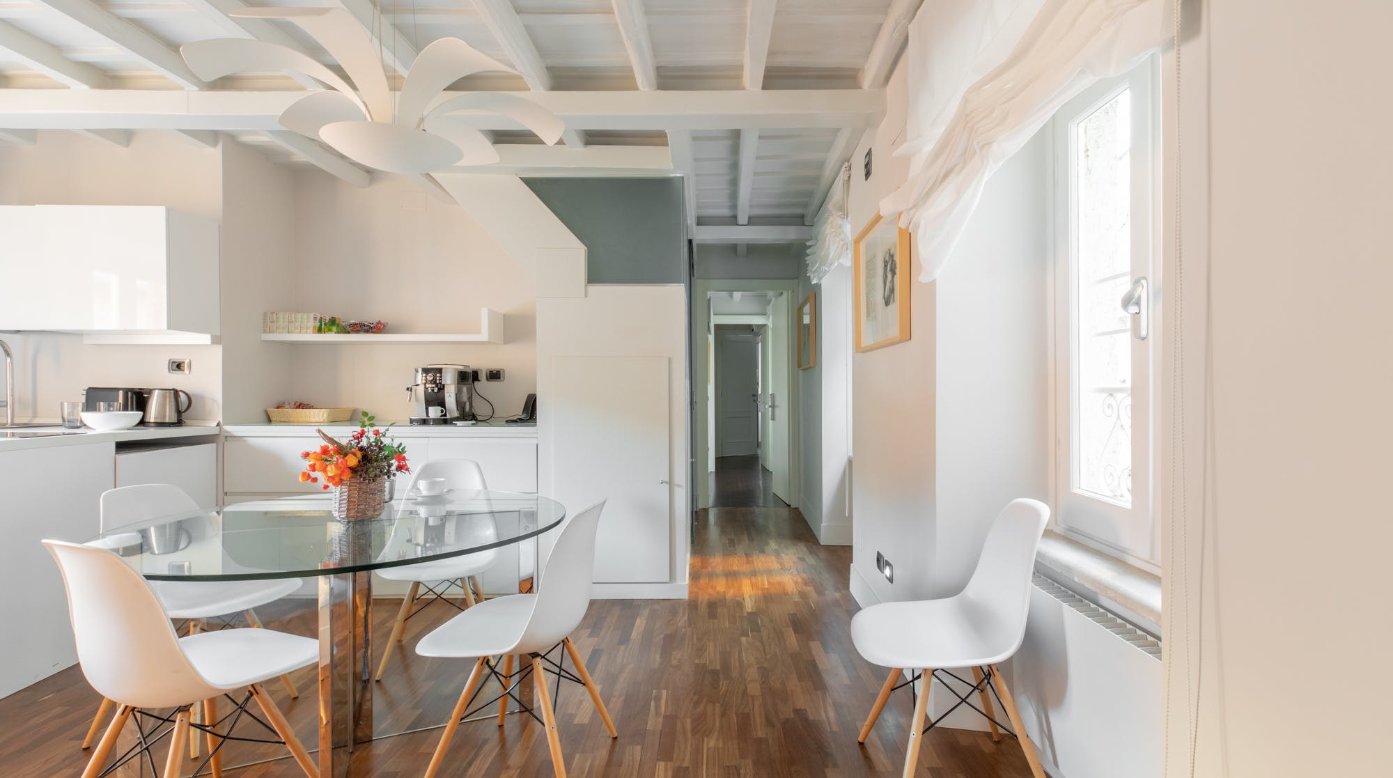 Villa Ceruleo Macereto Trevi: Elegant 4-Bedroom Apartment Near Trevi Fountain, Rome