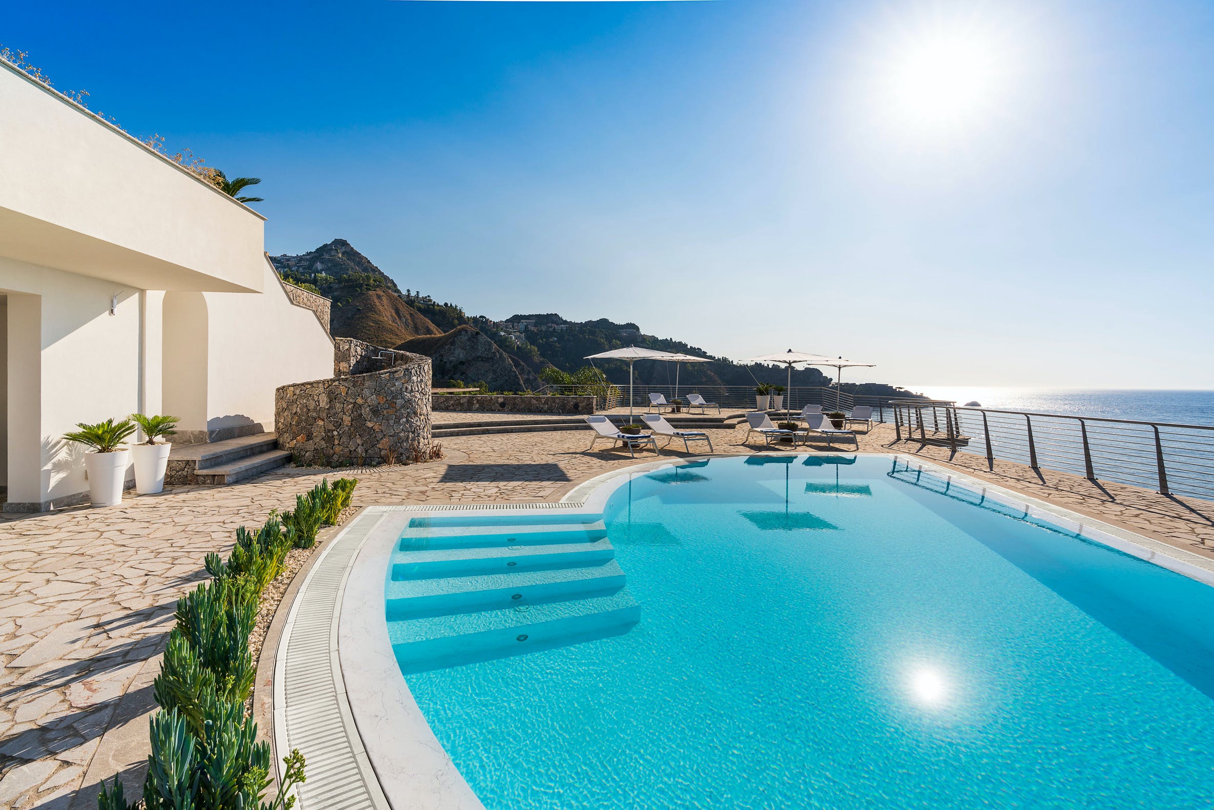 Palazzo Isola Bella: Stunning 10-Bedroom Apartment with Sea View and Pool, Taormina