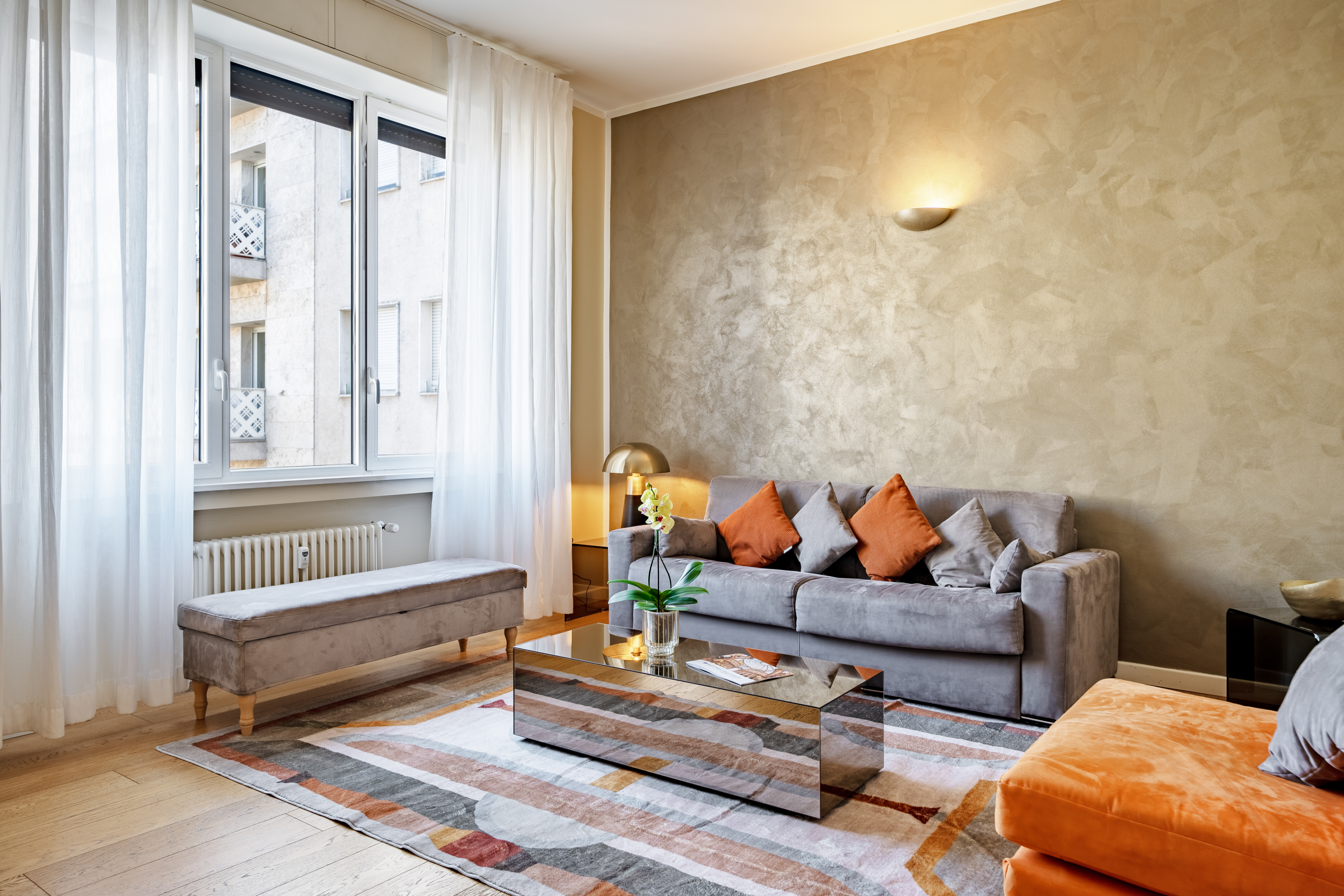Villa Maestrale Sant’Ambrogio Missori: Spacious 3-Bedroom Apartment in Central Milan, Missori