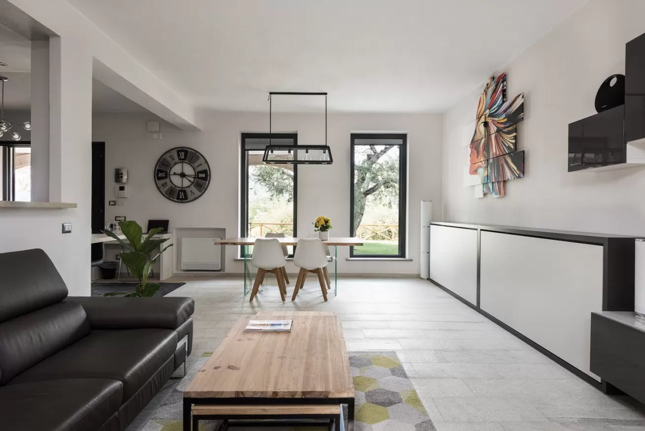 Villa Ceruleo Fidene Lazio: Luxury 4-Bedroom Apartment with Pool and Hot Tub, Rome