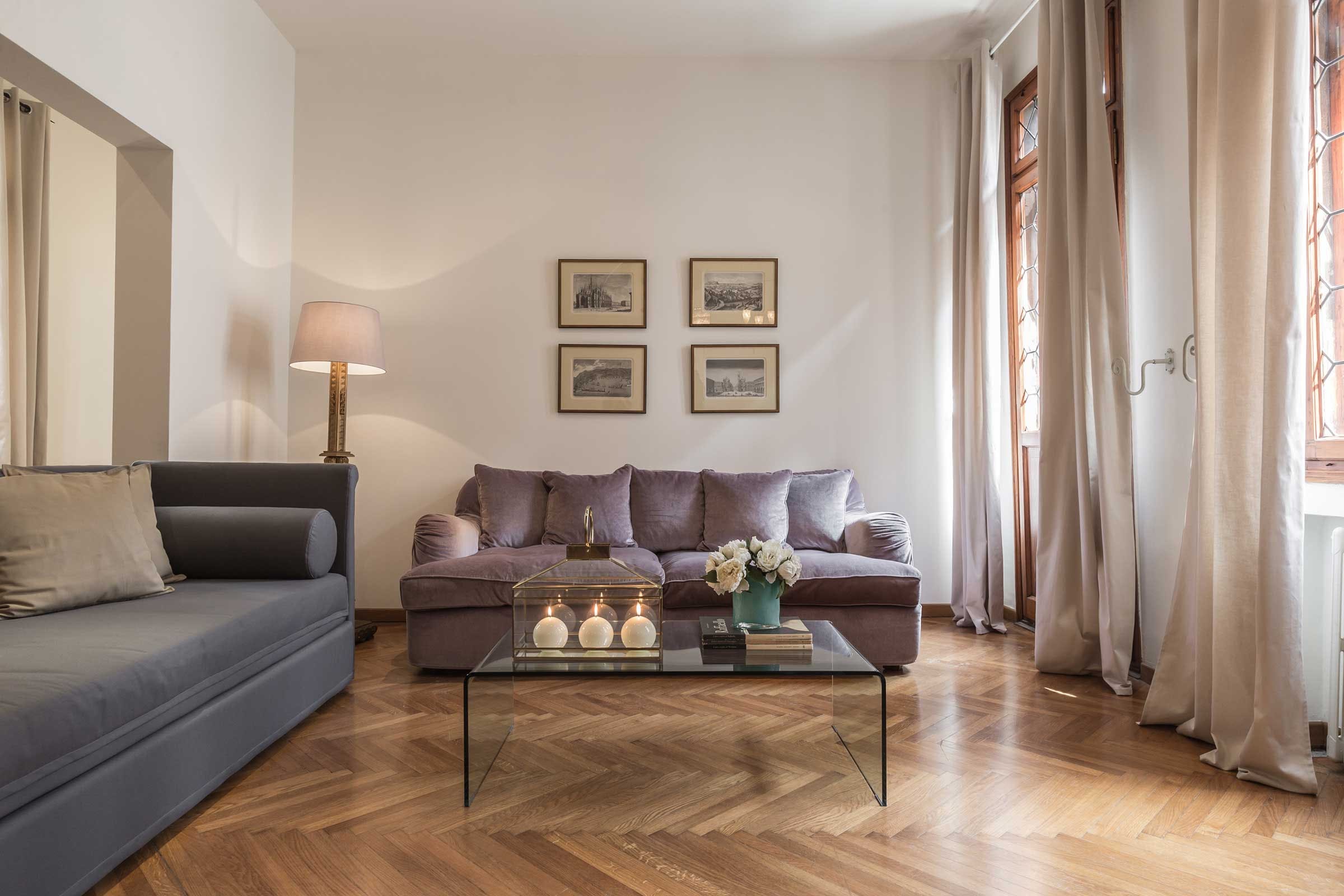 Villa Libeccio San Barnaba San Marco: Chic 2-Bedroom Apartment with Canal Views, San Marco